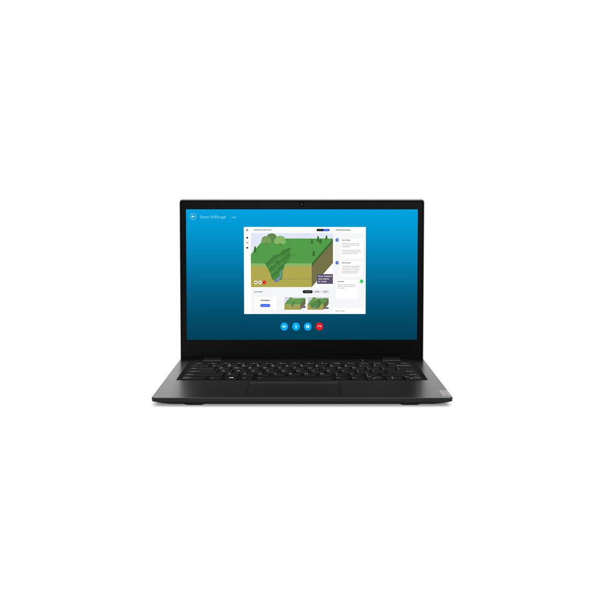 Laptop nero che mostra un'interfaccia di videochiamata su sfondo bianco.
