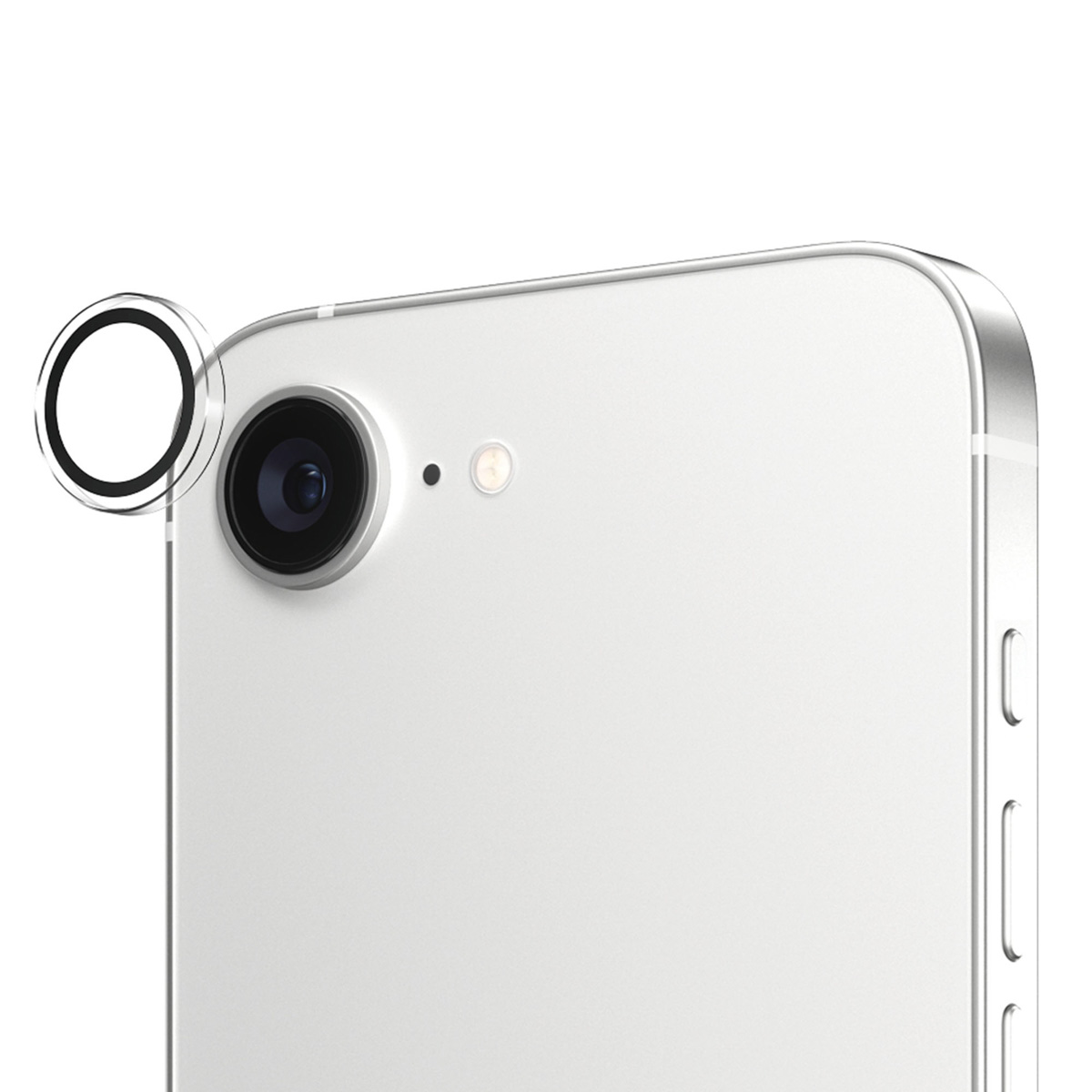 Primo piano dell'obiettivo della fotocamera di uno smartphone, circondato da un anello nero.