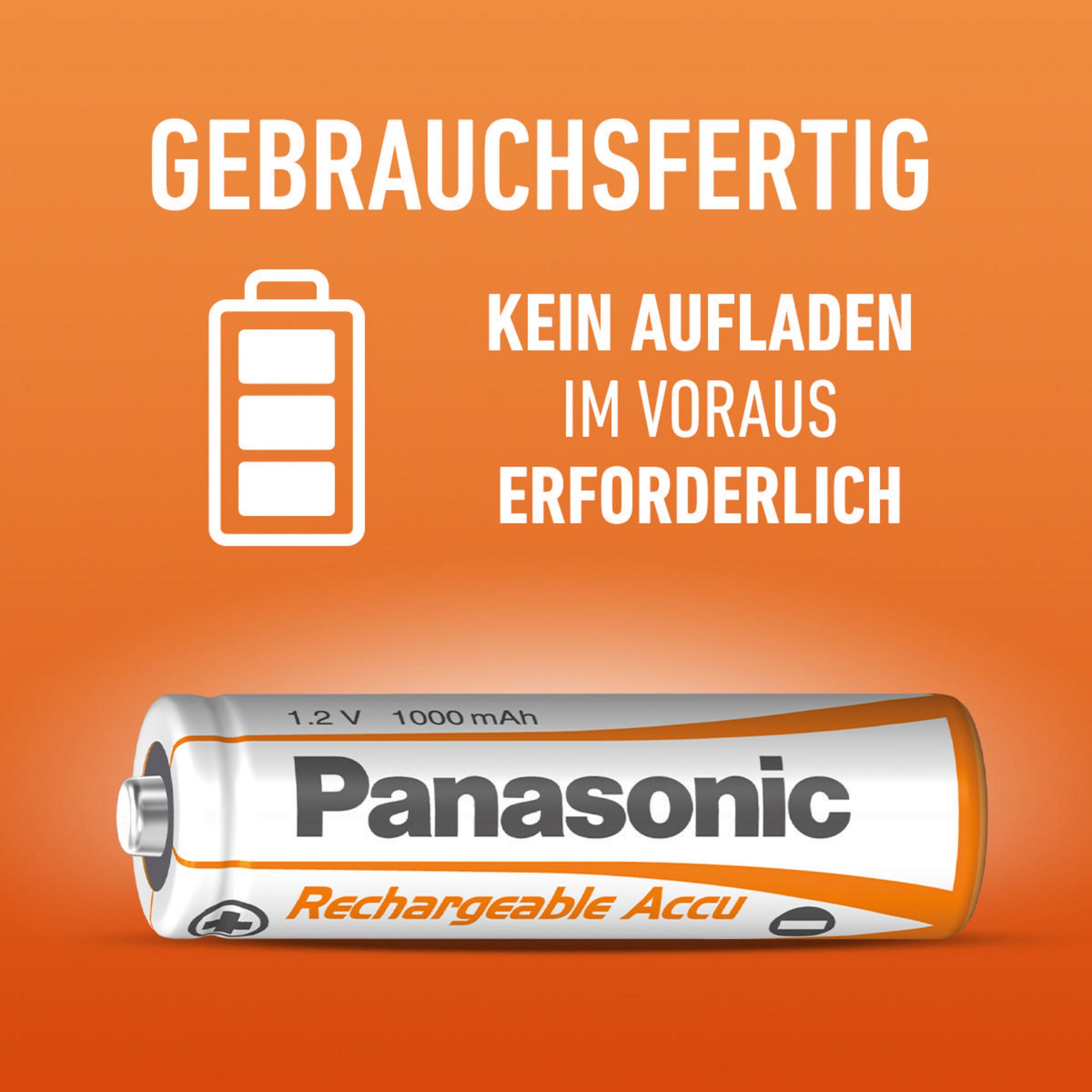 Ein wiederaufladbarer Akku von Panasonic mit Text auf orangefarbenem Hintergrund.