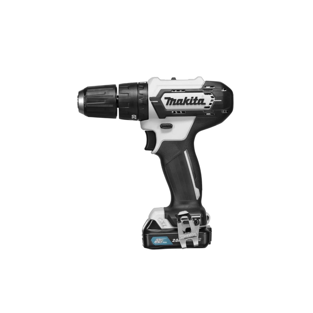 Eine schwarz-weiße Makita-Bohrmaschine auf weißem Hintergrund.