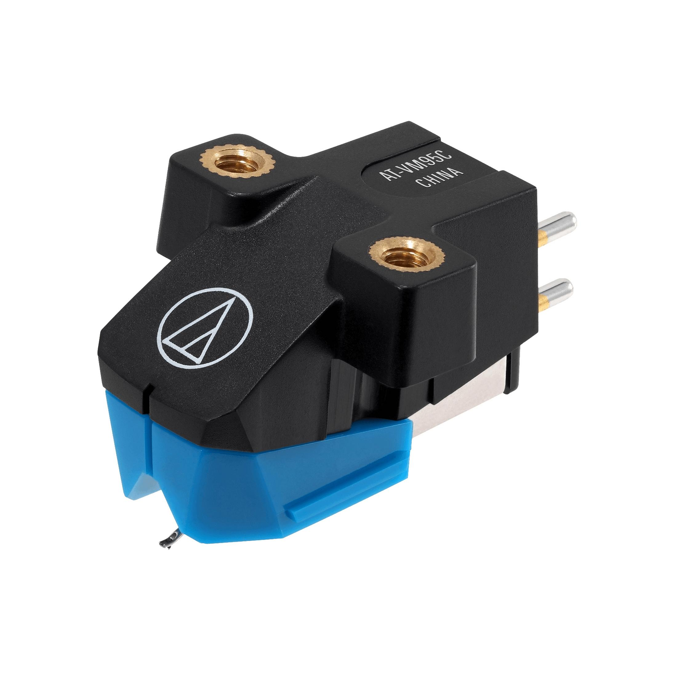Ein schwarzer und blauer Audio-Technica-Phono-Tonabnehmer. Der Stift ist blau. Es ist eine Nahaufnahme.