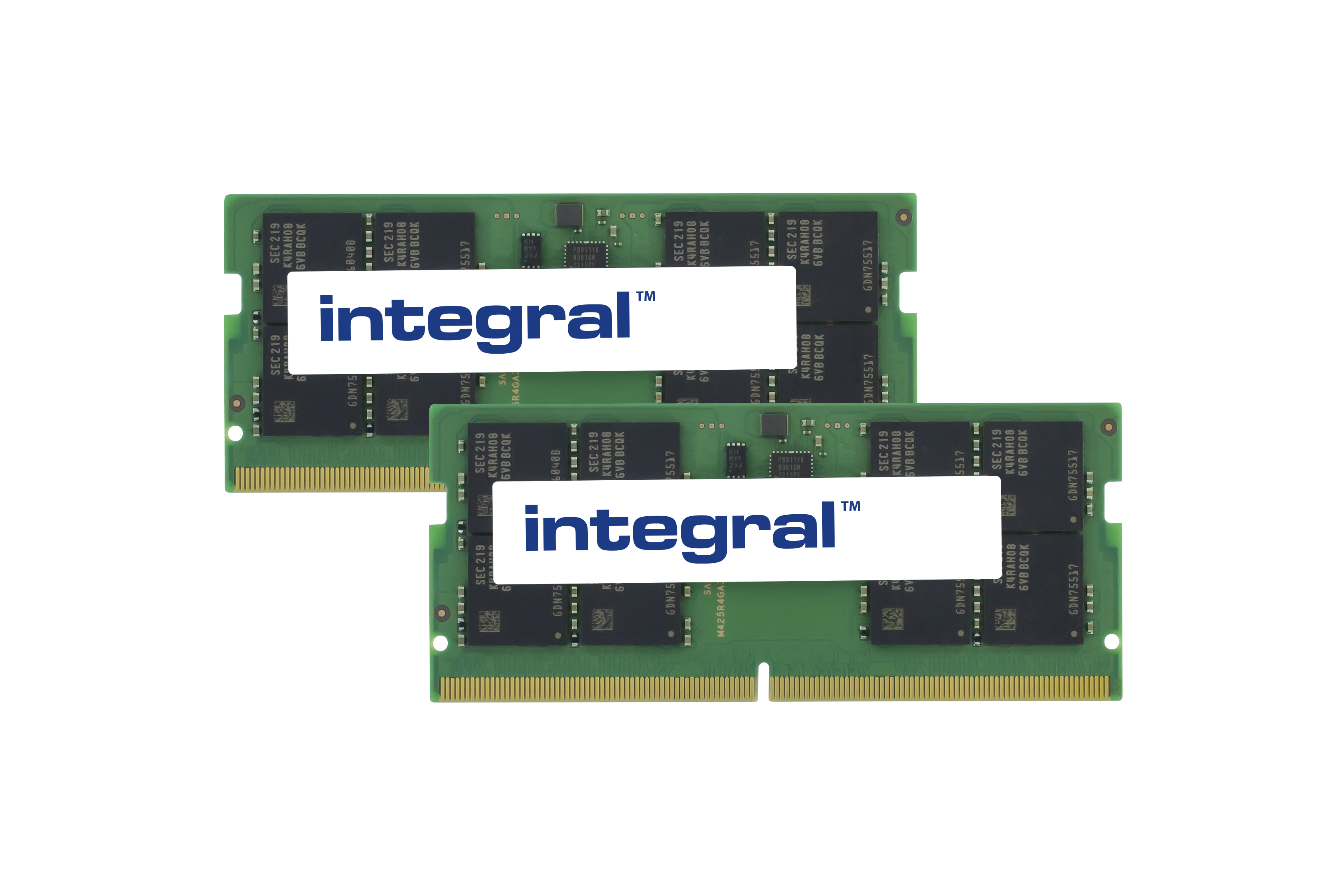 Due moduli di RAM Integral DDR4. Circuiti stampati verdi con il logo 'integral'.