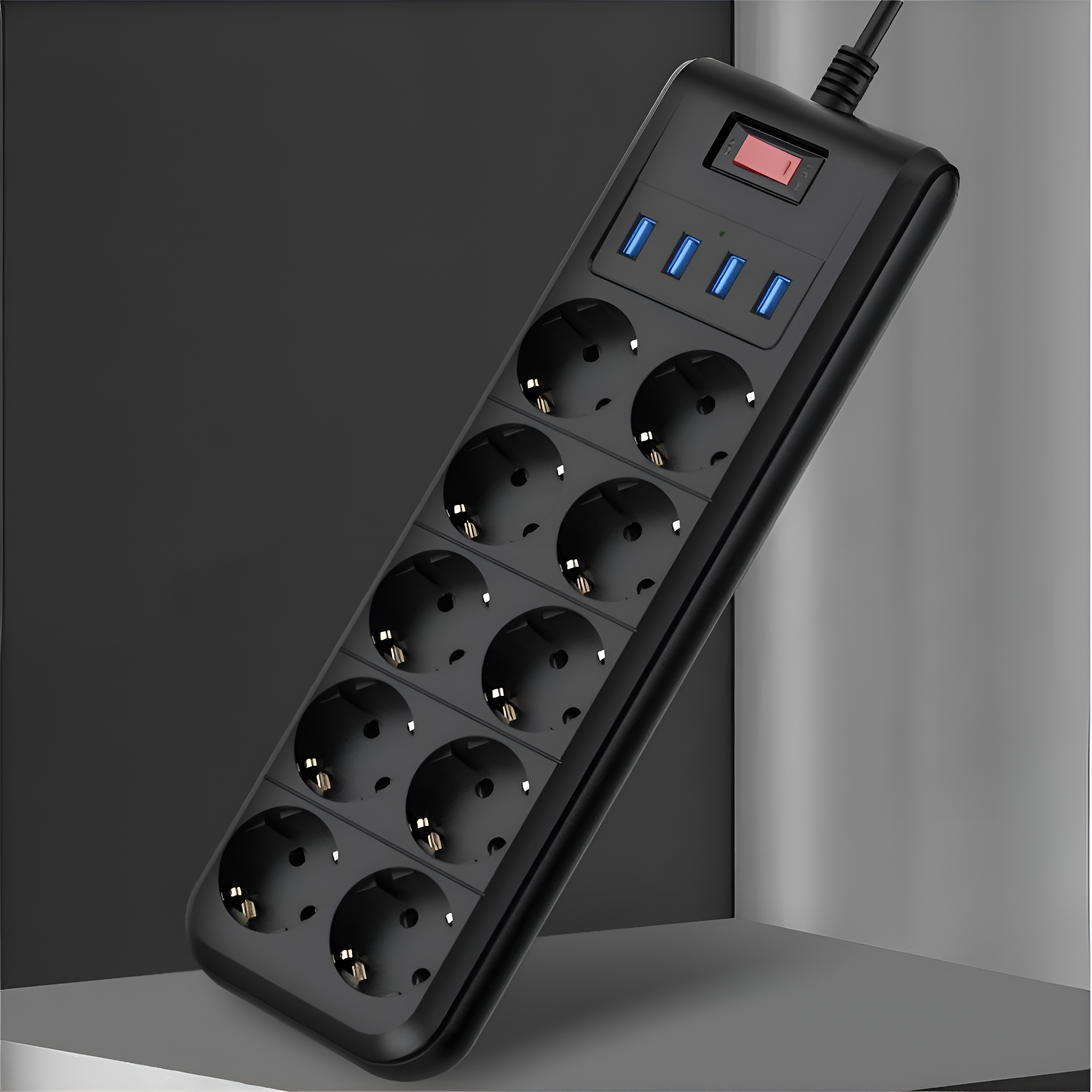 Schwarze Steckdosenleiste mit 10 Steckdosen, 3 USB-Anschlüssen und einem roten Netzschalter.