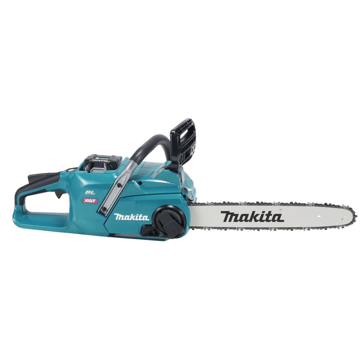 Eine türkisfarbene und schwarze Makita-Kettensäge, horizontal positioniert. Der Markenname ist sichtbar.
