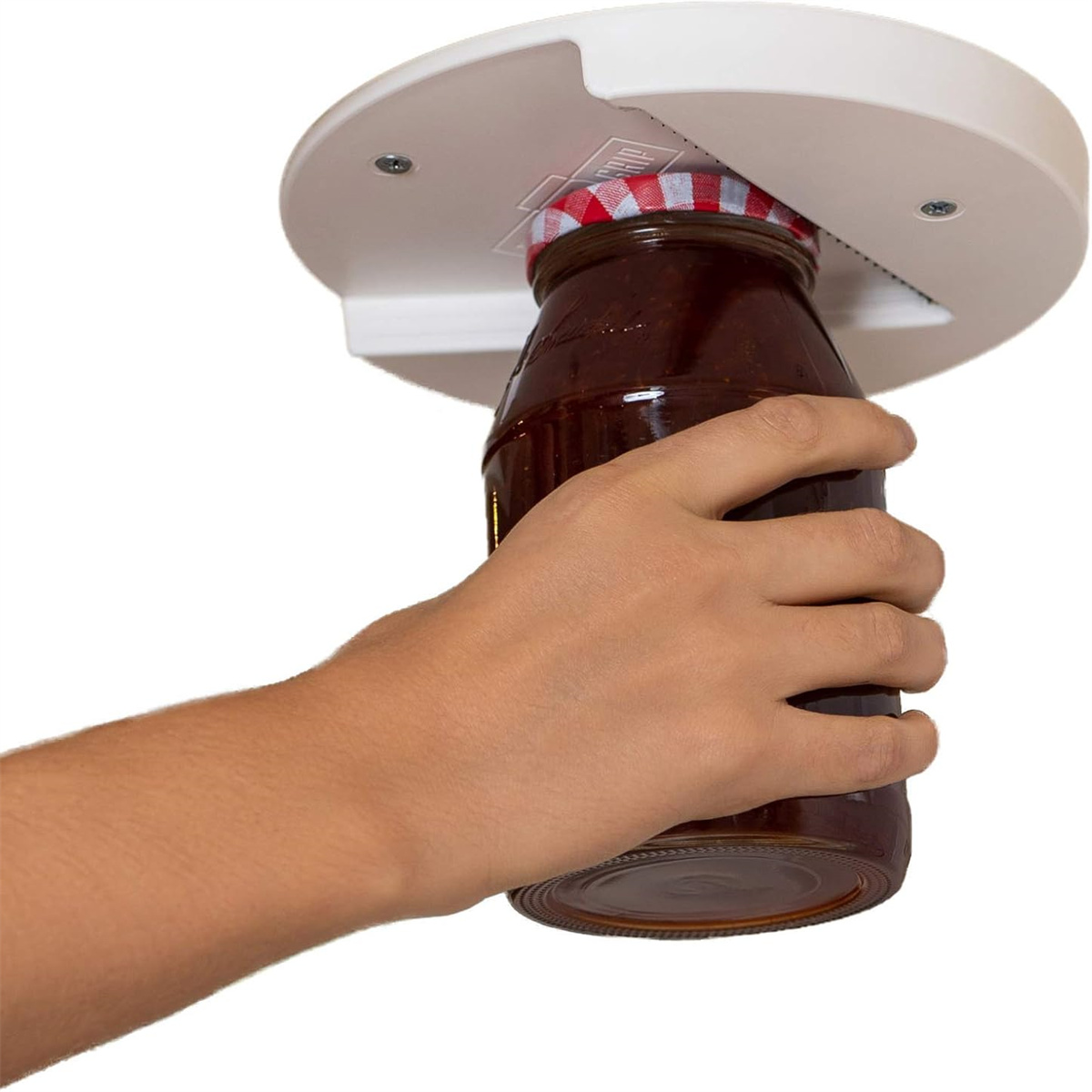 Wandmontierter Gläseröffner. Person hält Glas.