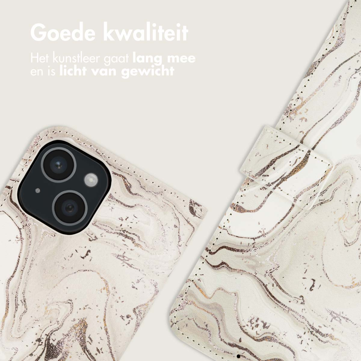 Telefoonhoesje met marmerdesign, open. Wit en goudkleurig. Beige achtergrond.