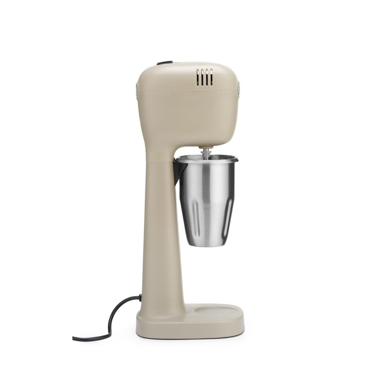 Frullatore beige con bicchiere in acciaio inox su sfondo bianco.
