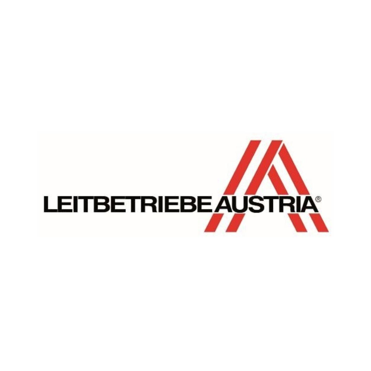 Logo : 'LEITBETRIEBE AUSTRIA' en noir avec des lignes rouges. Fond blanc.