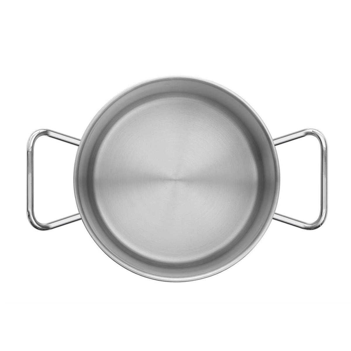 Widok z góry na garnek ze stali nierdzewnej z dwoma uchwytami. Garnek jest okrągły i ma błyszczącą powierzchnię.