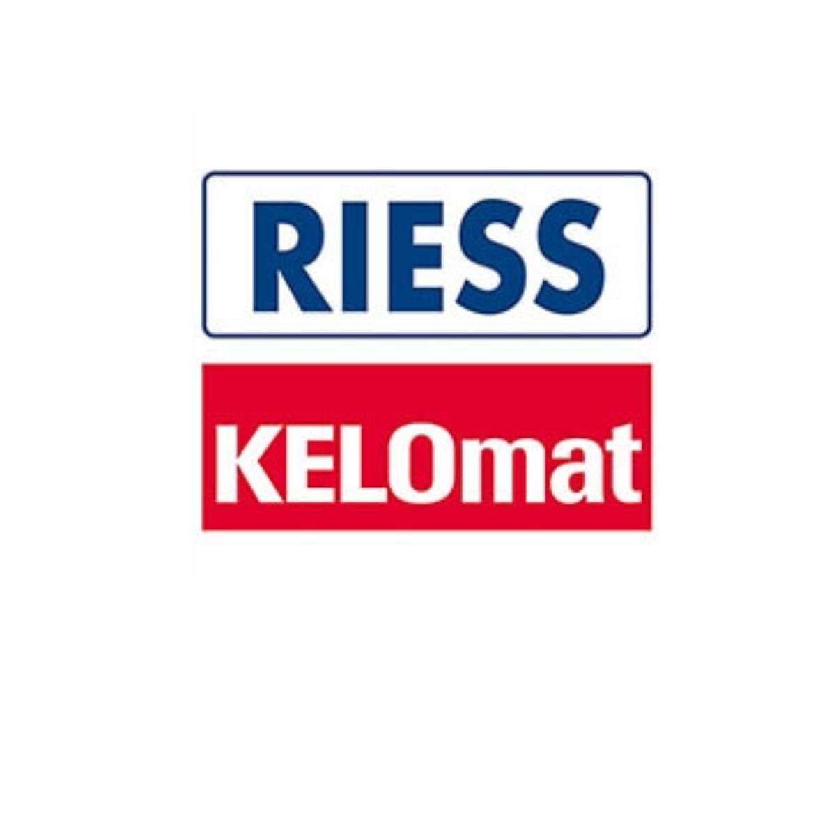 Logo von RIESS KELOMAT in Blau und Rot. Der Text ist gestapelt.