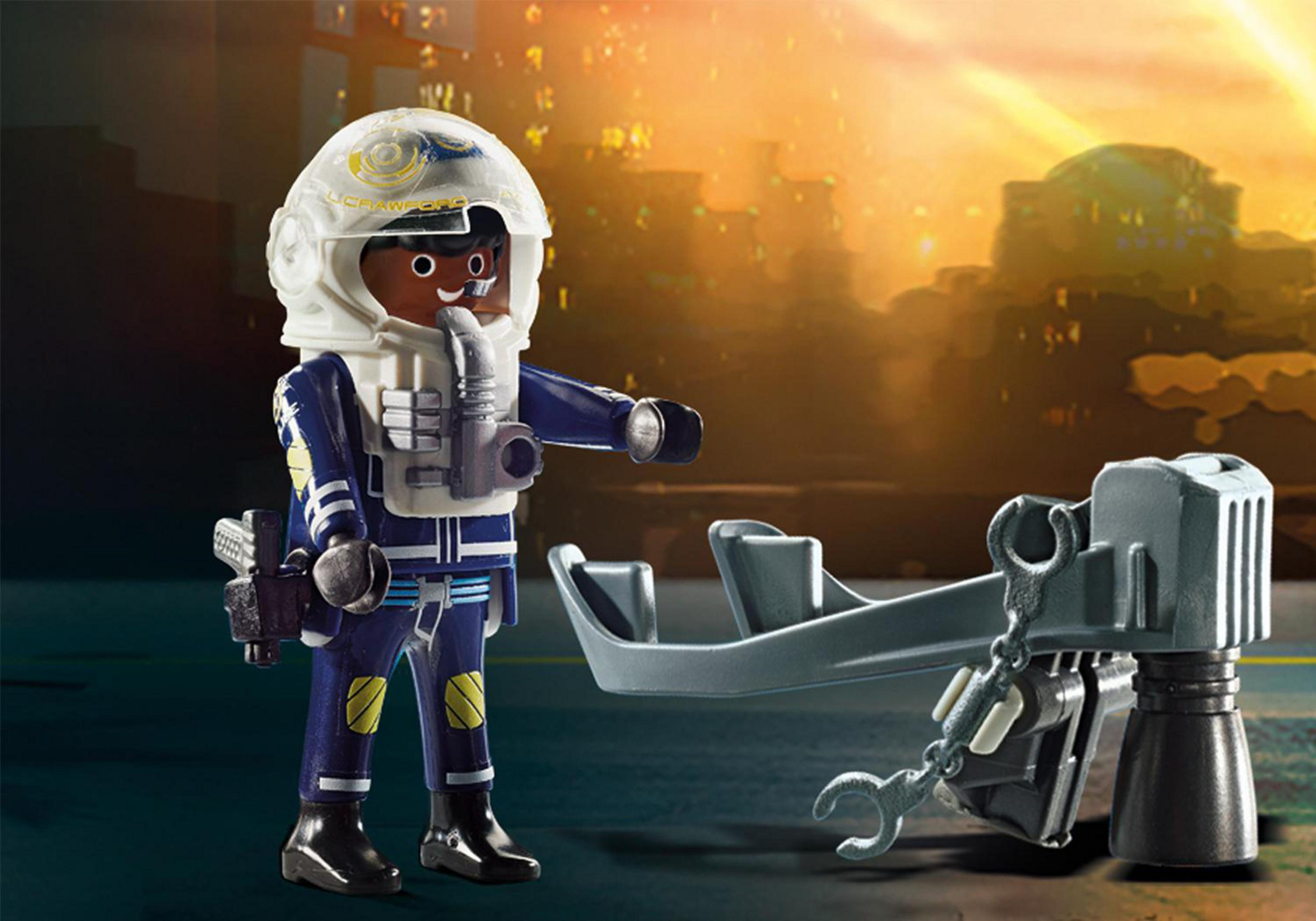 Eine Playmobil-Astronautenfigur mit Ausrüstung.