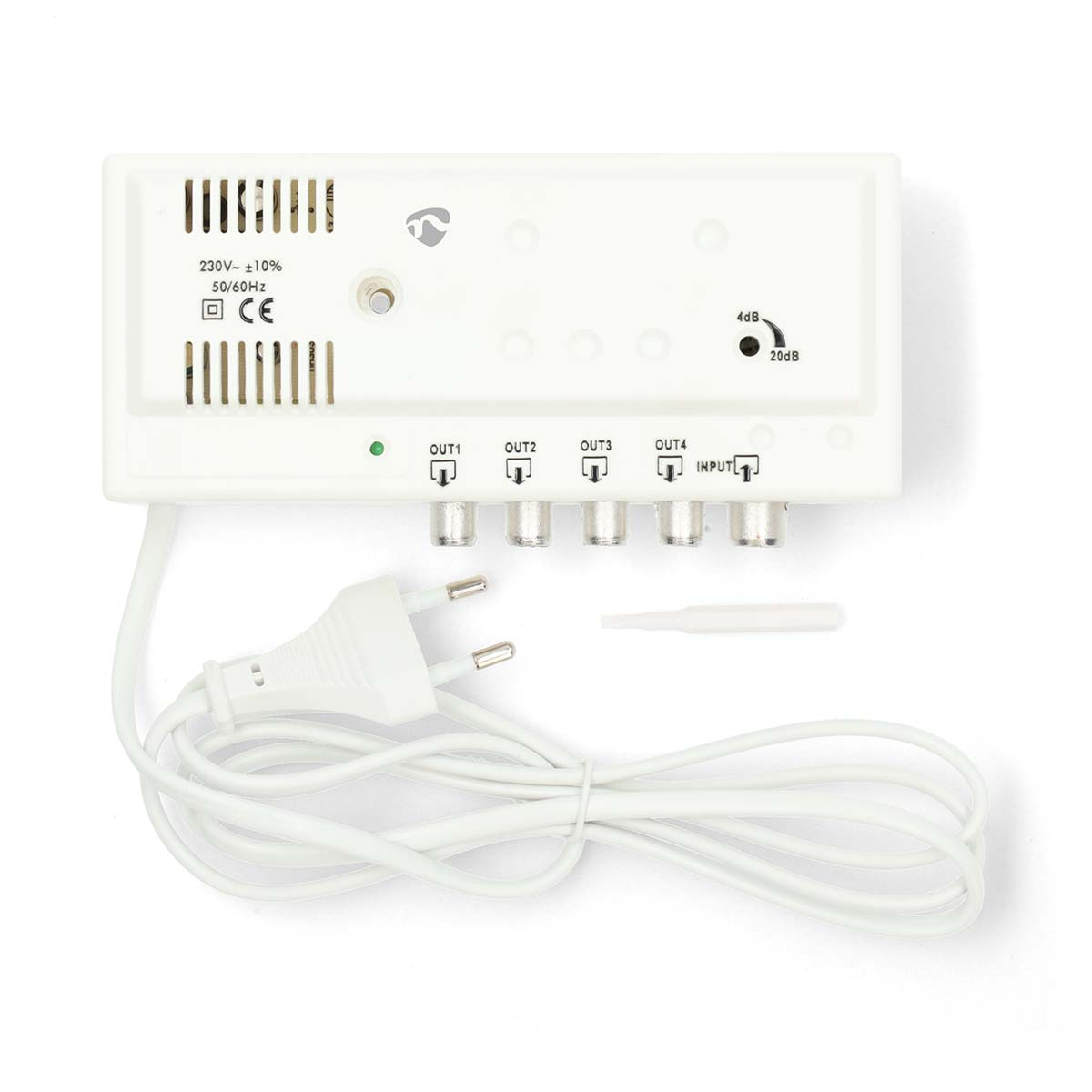 Ein weißes elektronisches Gerät mit mehreren Aus- und Eingängen, einem Netzkabel und einem Stecker. Es hat beschriftete Anschlüsse.