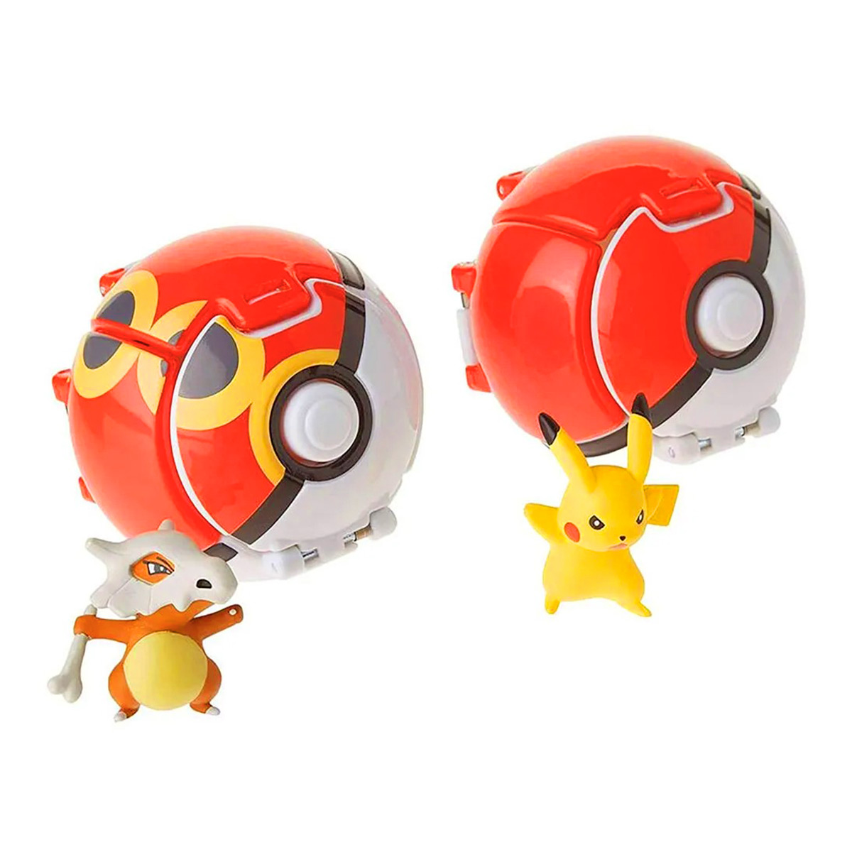 Due Poké Ball con figure. Uno con Cubone e un altro con Pikachu. Sfondo bianco.