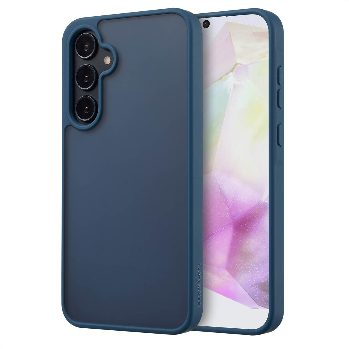 Marineblauwe telefoonhoes op een telefoon met een licht scherm. Zwarte camera, geïsoleerd op witte achtergrond.