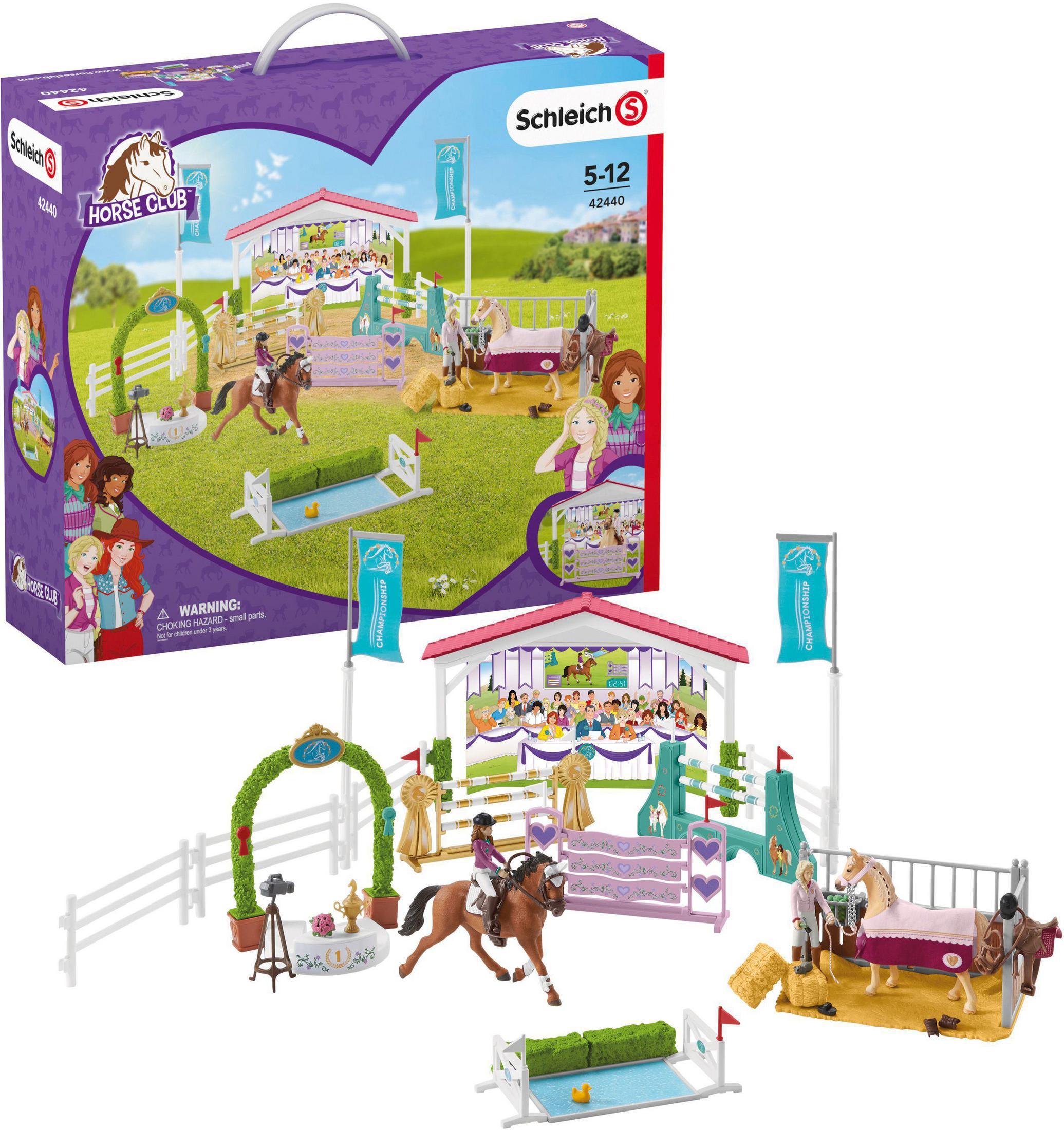 Schleich Horse Club Set. Enthält eine Pferdeshow-Szene mit Pferden, Reitern und Zubehör.