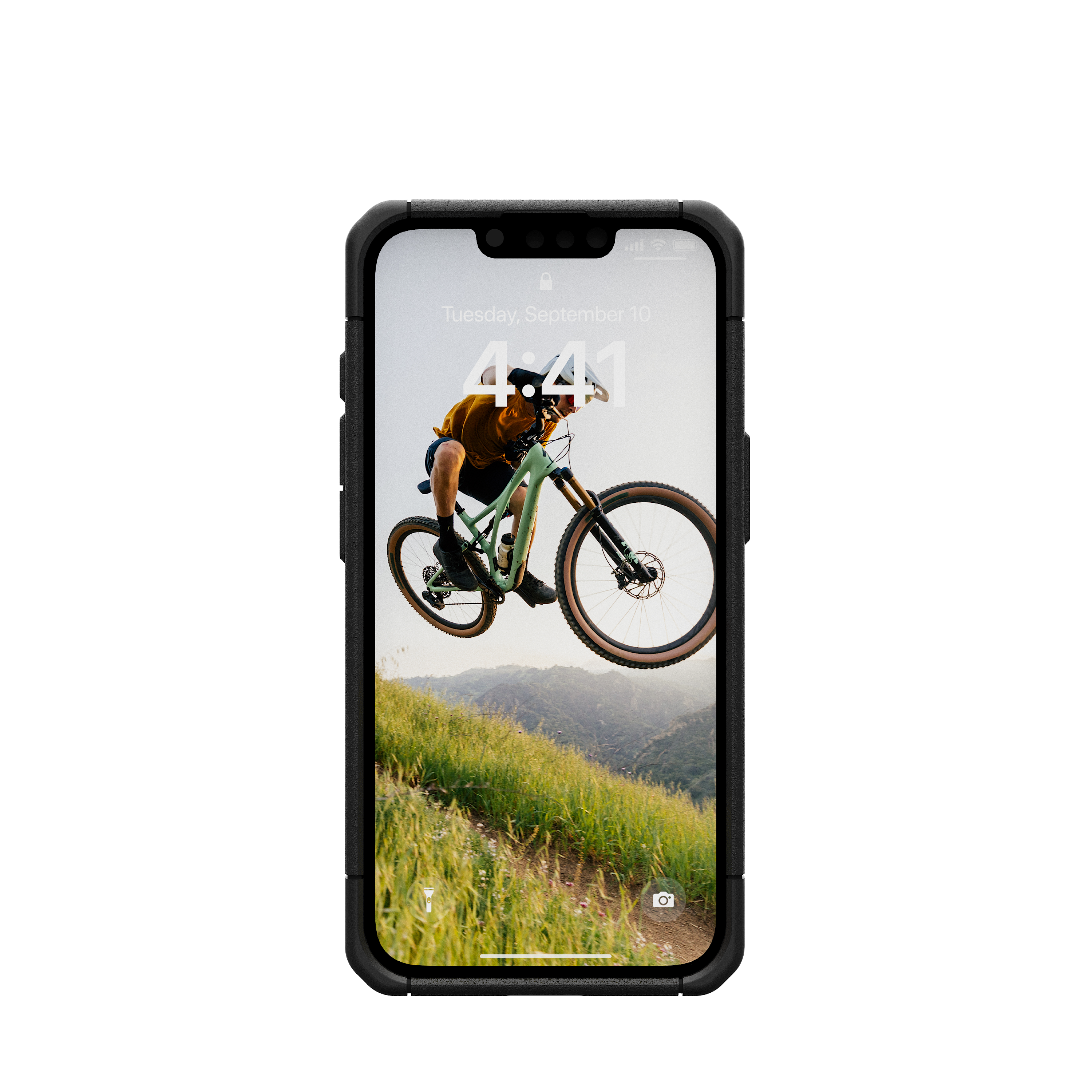 Un téléphone affiche un vététiste en l'air avec un étui noir et l'heure 4:44 à l'écran.