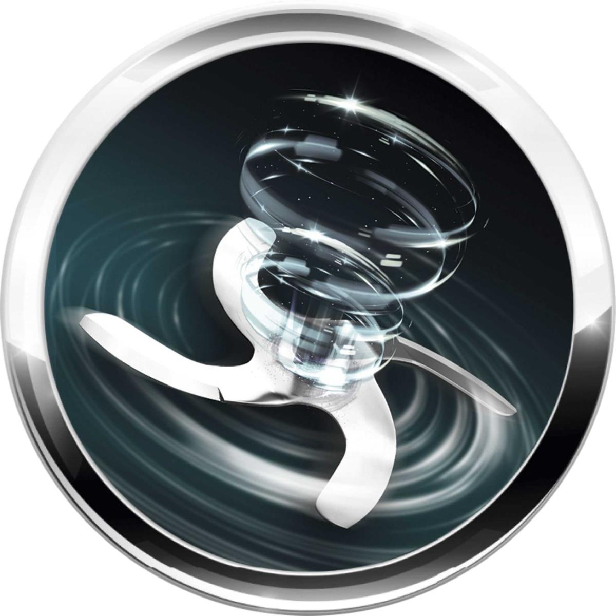 Białe, srebrne i czarne ostrze blendera elektrycznego w okrągłej, srebrnej metalowej ramie. Wiry światła.