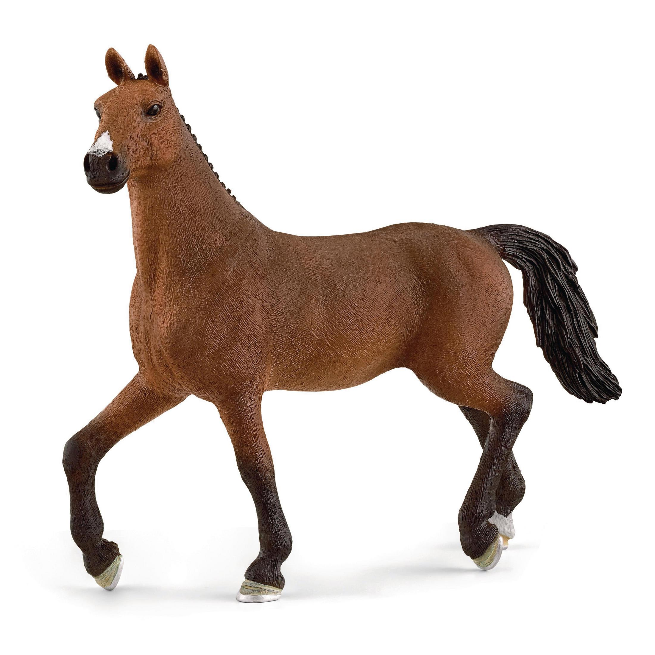 Cavallo giocattolo marrone, verso destra, su sfondo bianco.