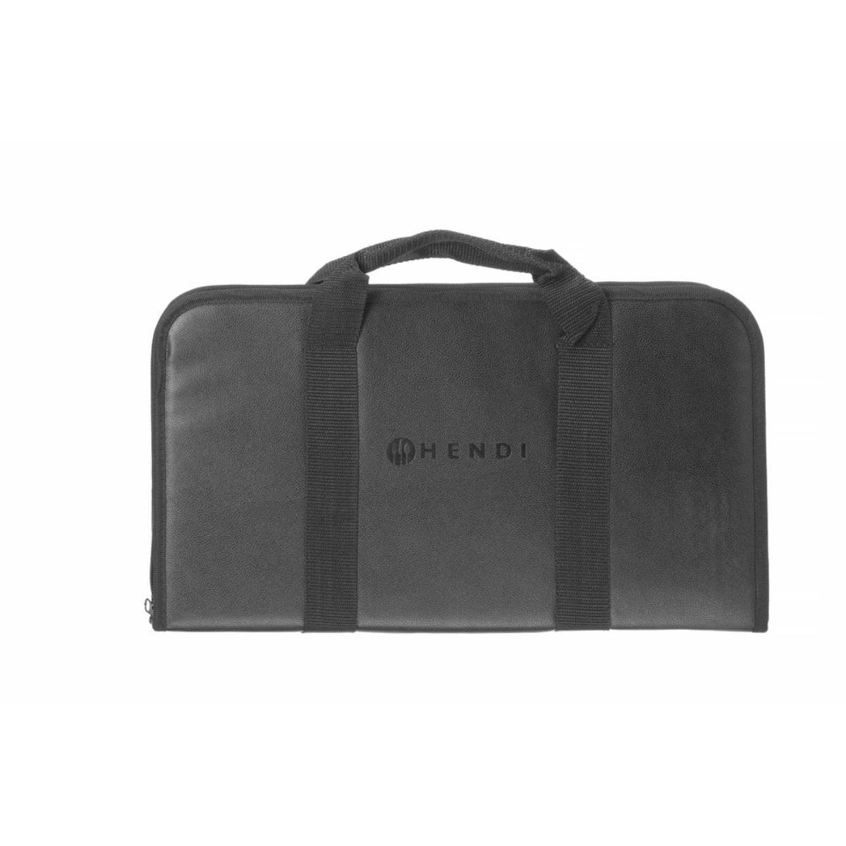 Eine schwarze Messertasche mit Griff und dem Aufdruck 'Hendi'. Weißer Hintergrund.
