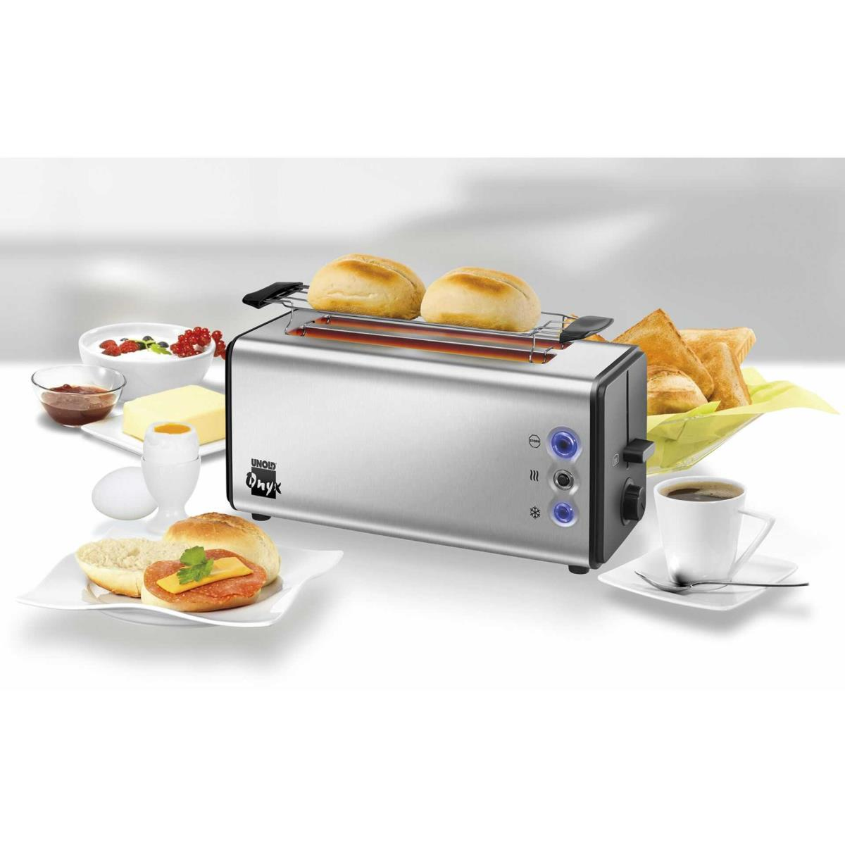 Dokument z tekstem o lodówce. Czarno-biały.