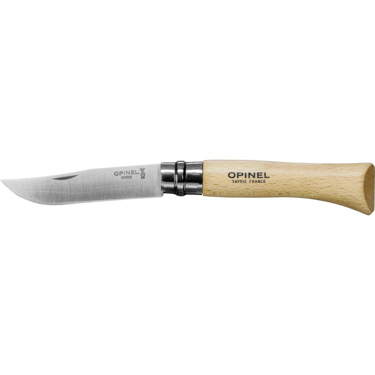 Un coltello Opinel in acciaio inossidabile con manico in legno, su sfondo bianco.