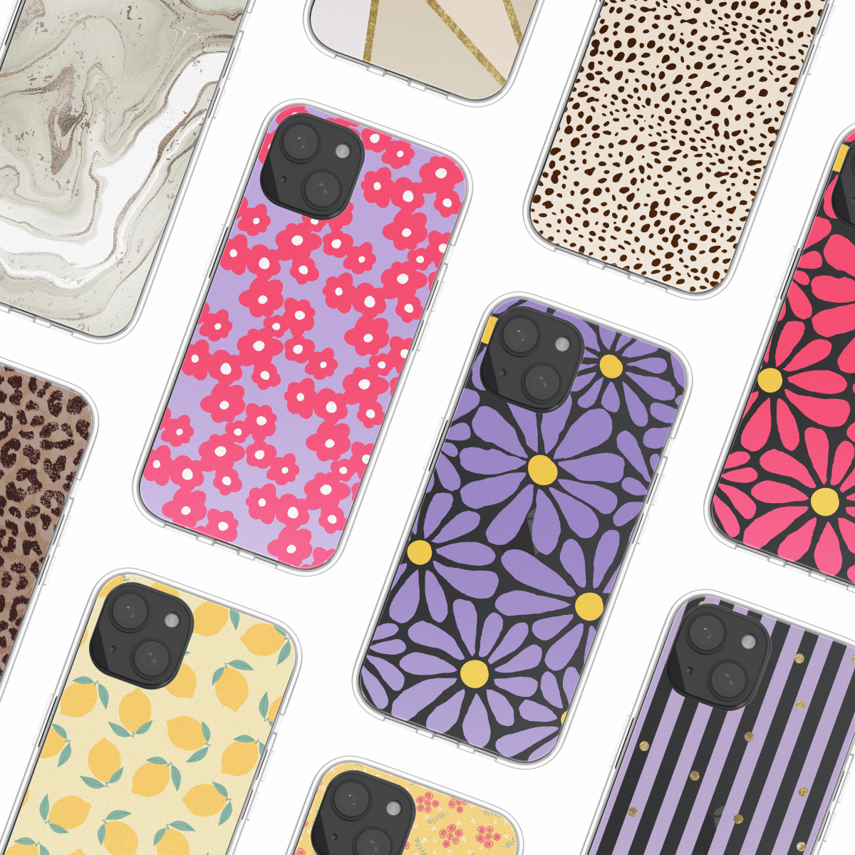 Een verzameling telefoonhoesjes met patronen. Ze tonen verschillende ontwerpen, zoals bloemen en strepen.