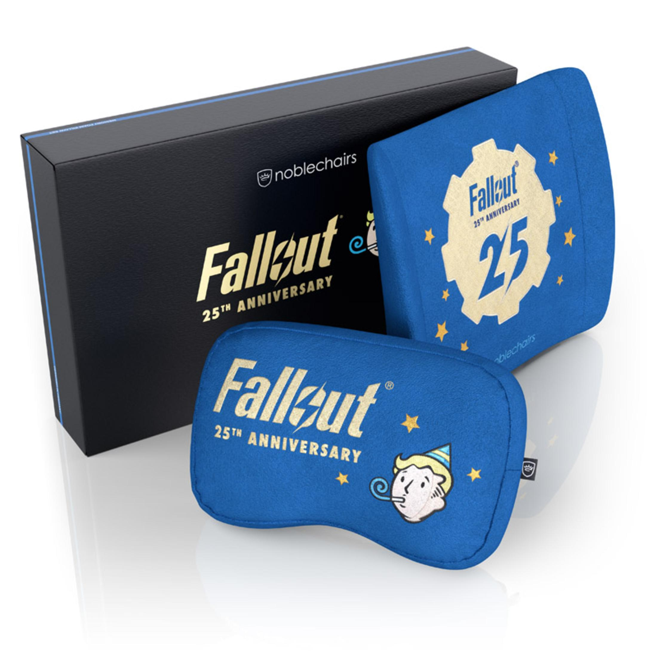 Fallout 25th Anniversary Box-Set mit einer Box und zwei blauen Kissen.