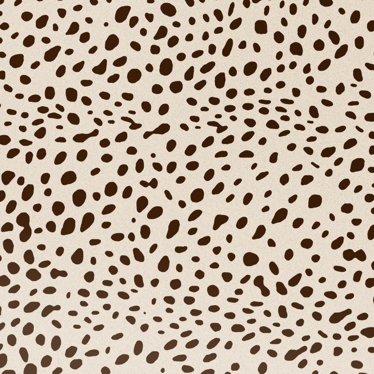 Een beige patroon met bruine vlekken. De stippen variëren in grootte en dichtheid. Achtergrond is beige.