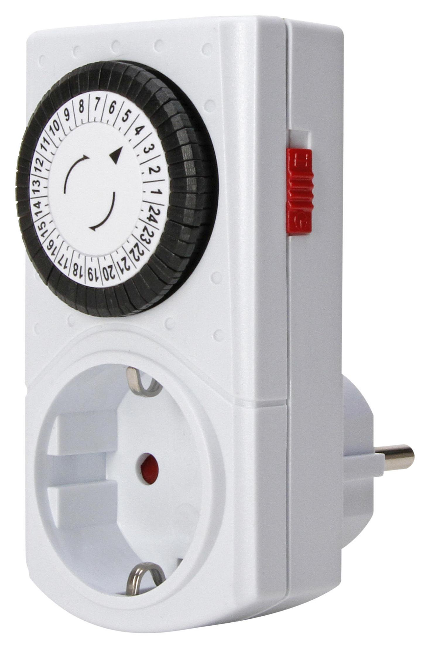 Weißer elektrischer Timer mit Zifferblatt und rotem Schalter. Es gibt Stecker und Steckdose.