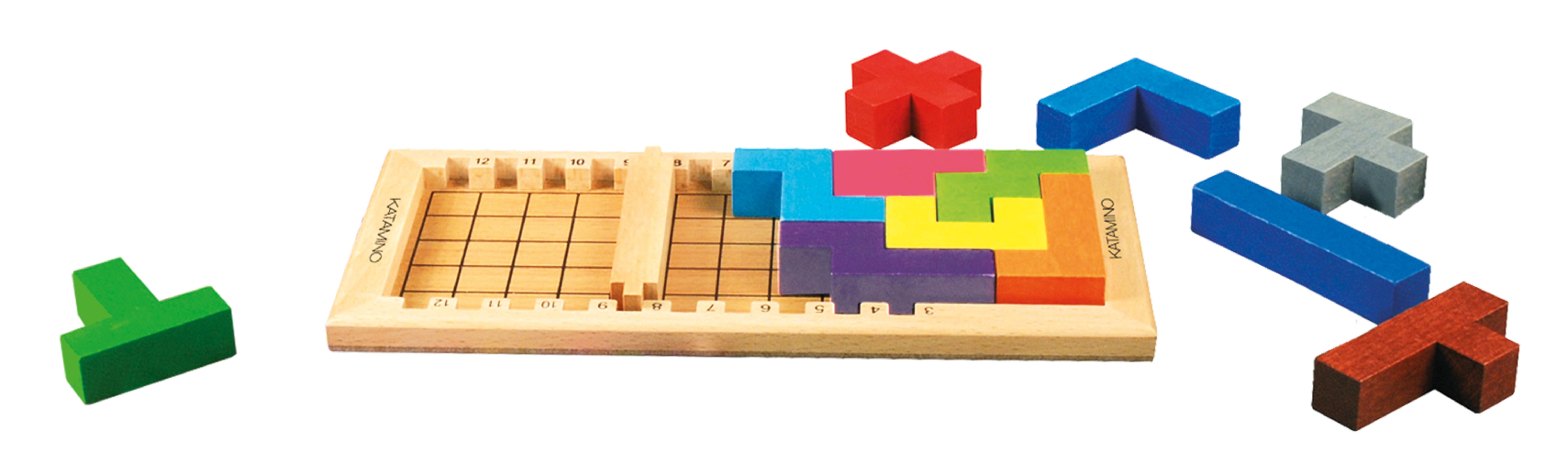 Holzpuzzle-Spiel mit bunten Holzstücken. Das Brett ist rechteckig mit Zahlen und Linien.