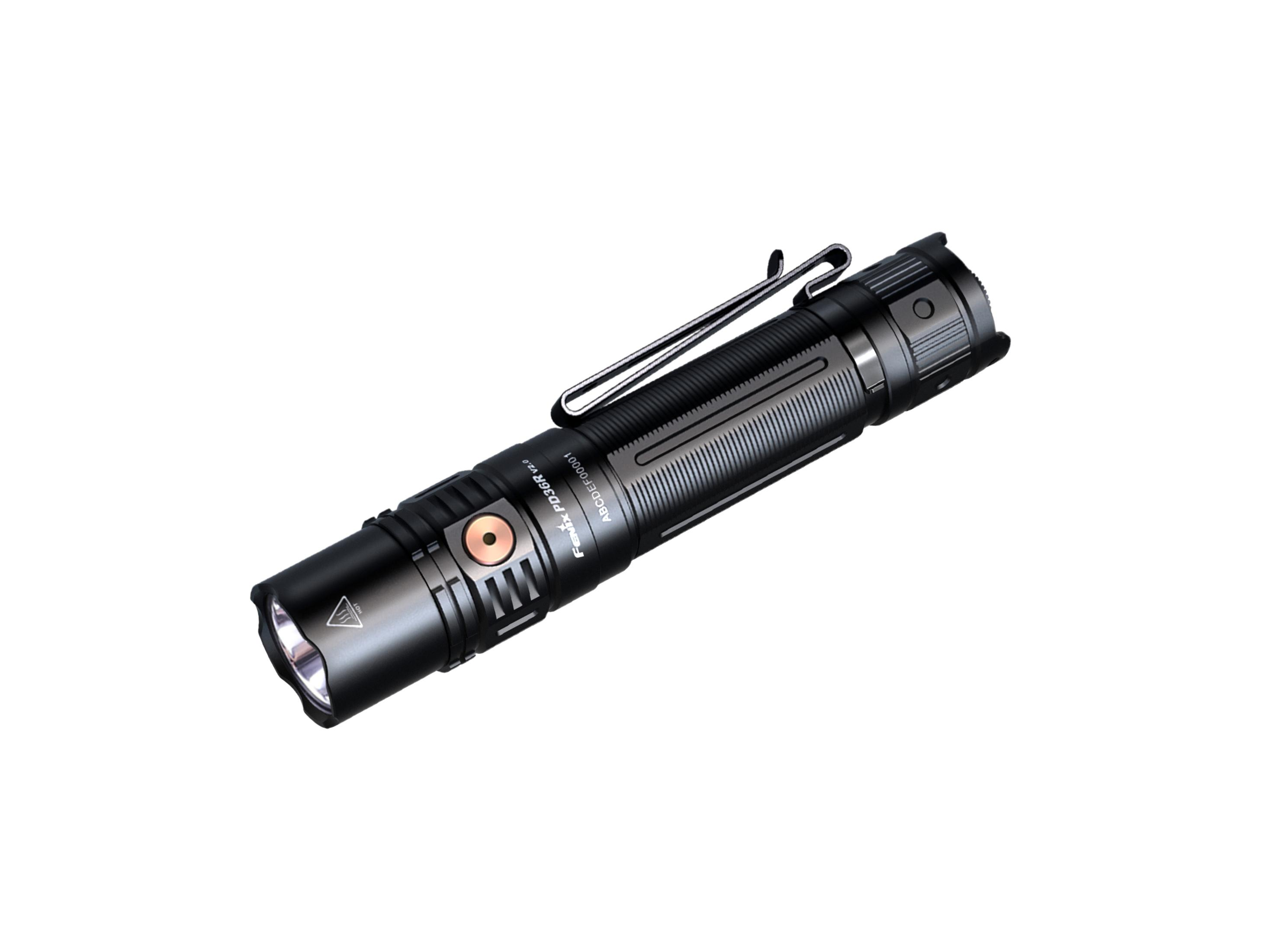 Schwarze Fenix PD35 V2 Taschenlampe. Sie hat einen Clip und einen Knopf. Auf weißem Hintergrund.
