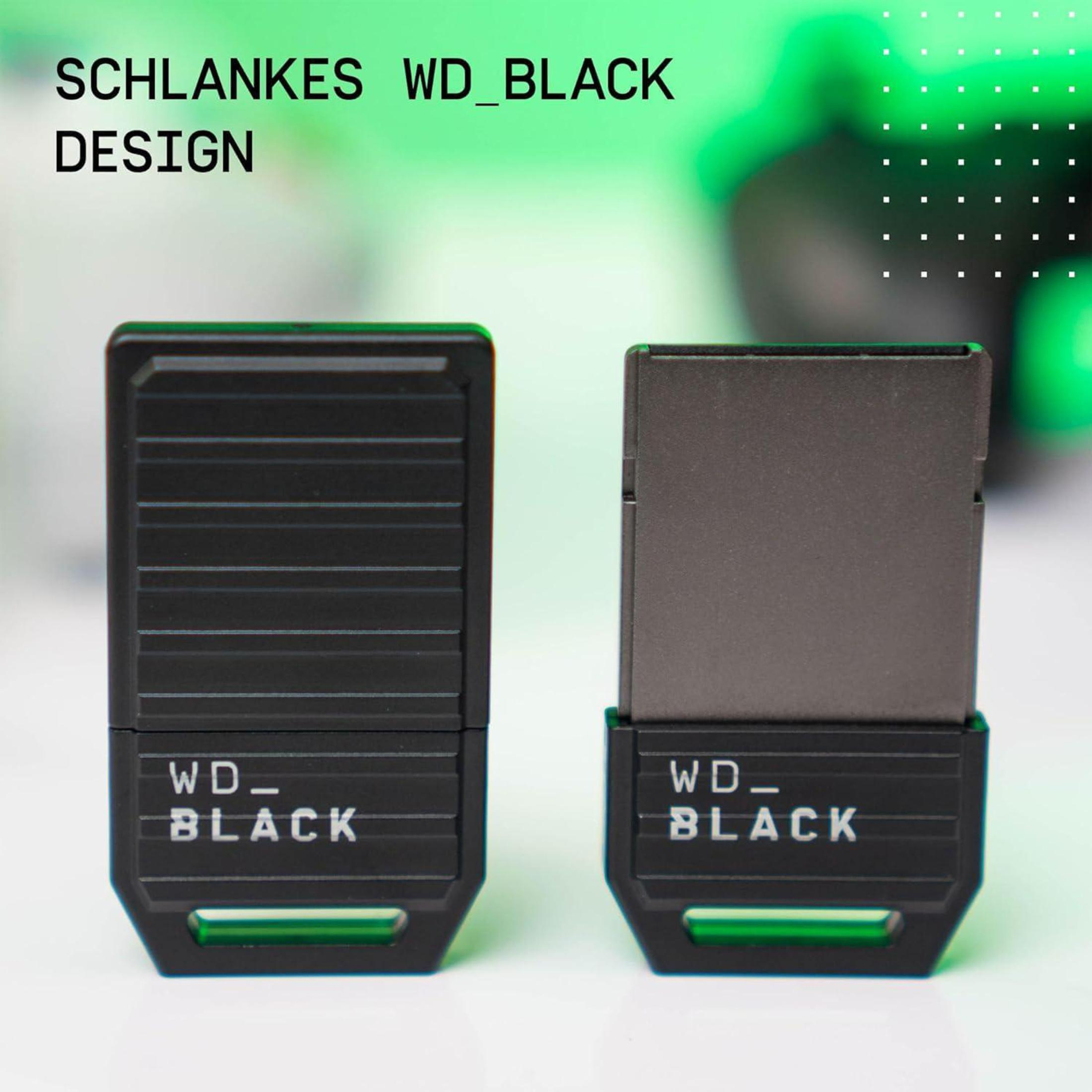 Zwei schwarze WD_BLACK-Flash-Laufwerke nebeneinander auf hellgrünem Hintergrund.