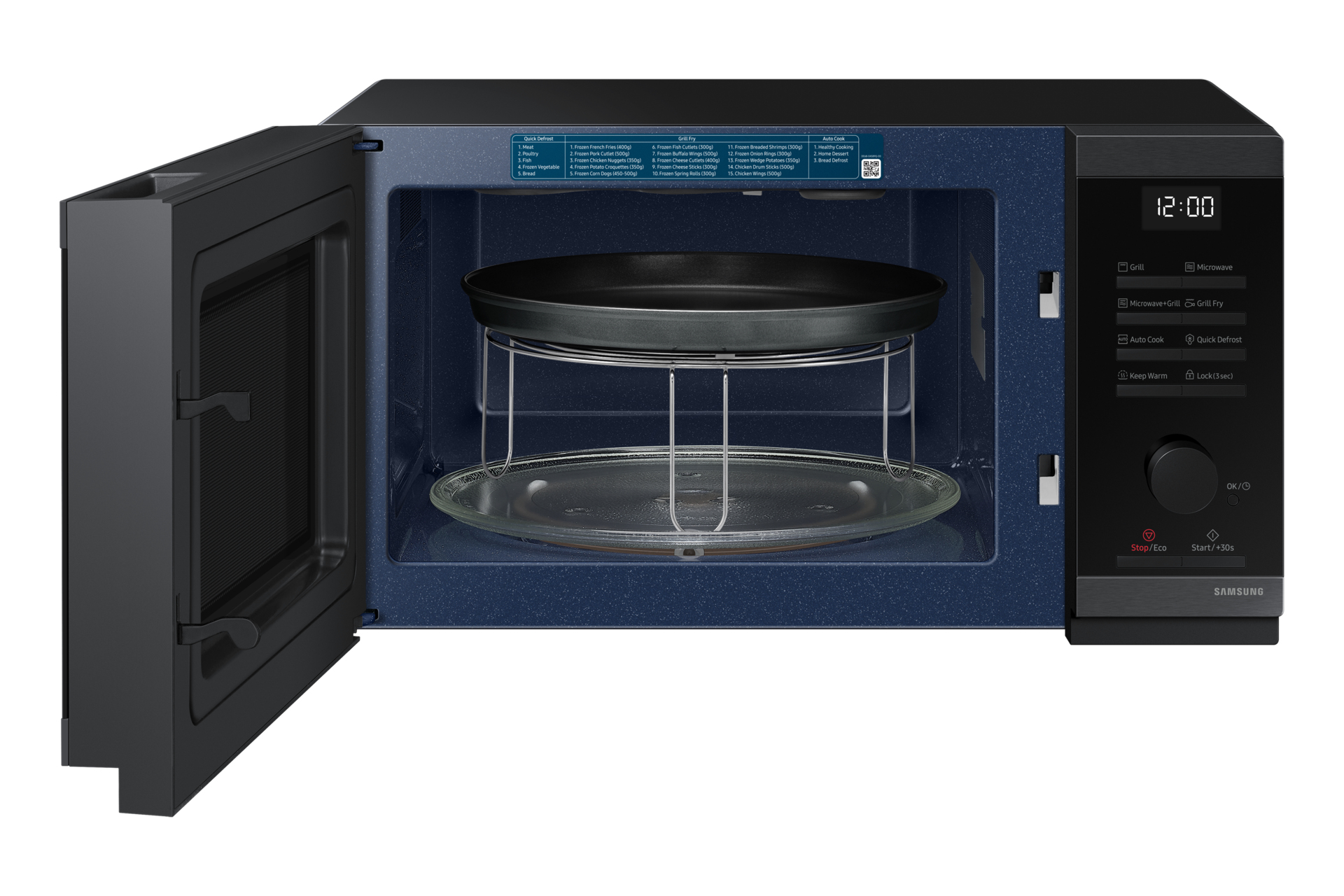 Kuchenka mikrofalowa z otwartymi drzwiami, pokazująca wnętrze z półką i czarnym talerzem.