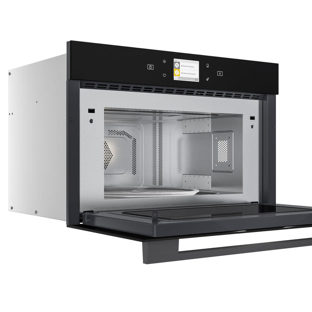 Forno a microonde aperto. Vista interna, con porta nera e interno bianco. Sfondo bianco.