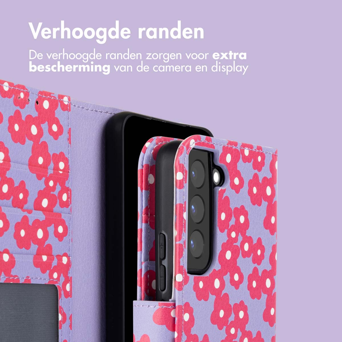 Étui de téléphone avec motif de fleurs rouges. Texte : Bords surélevés.