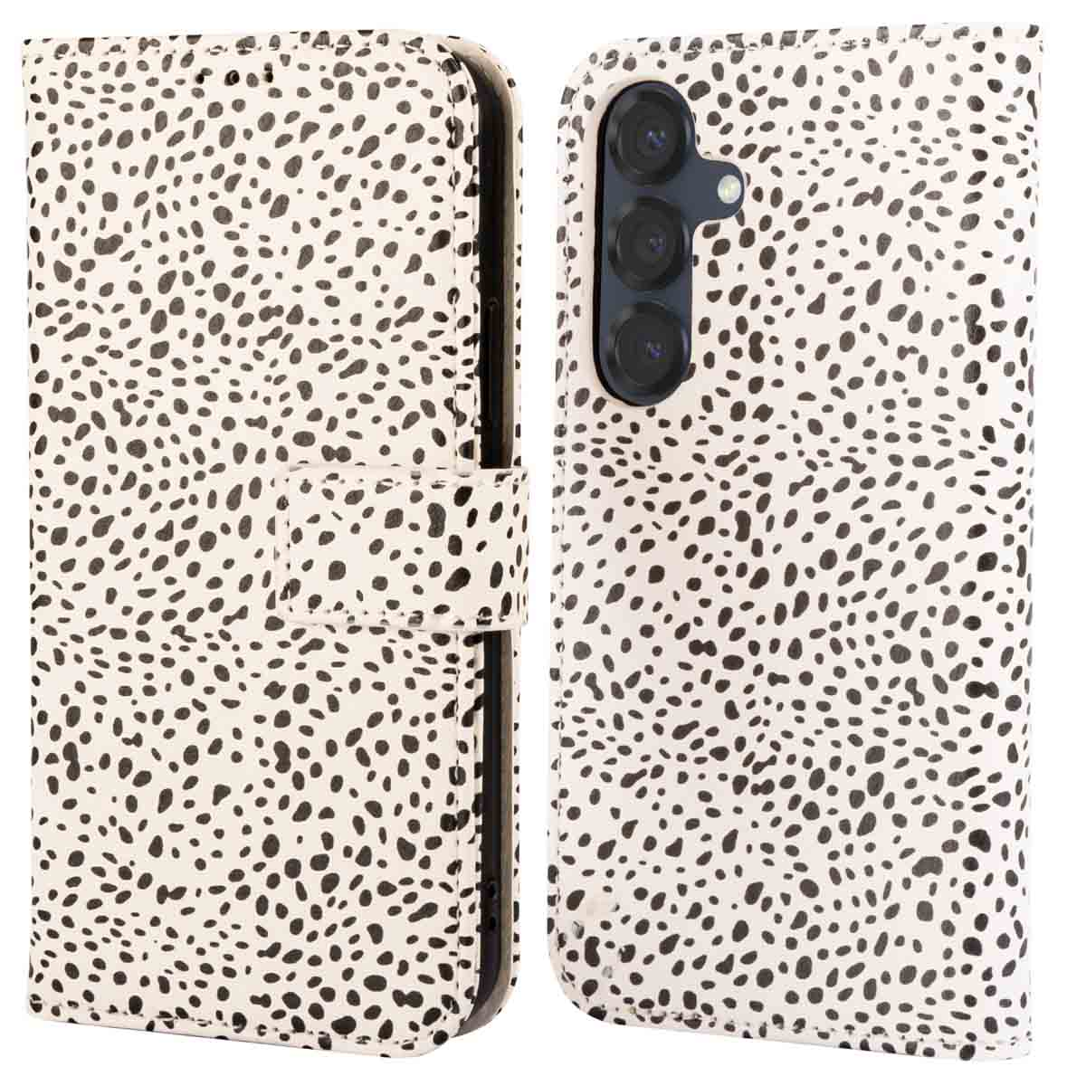Une coque de téléphone avec un motif dalmatien, ouverte.