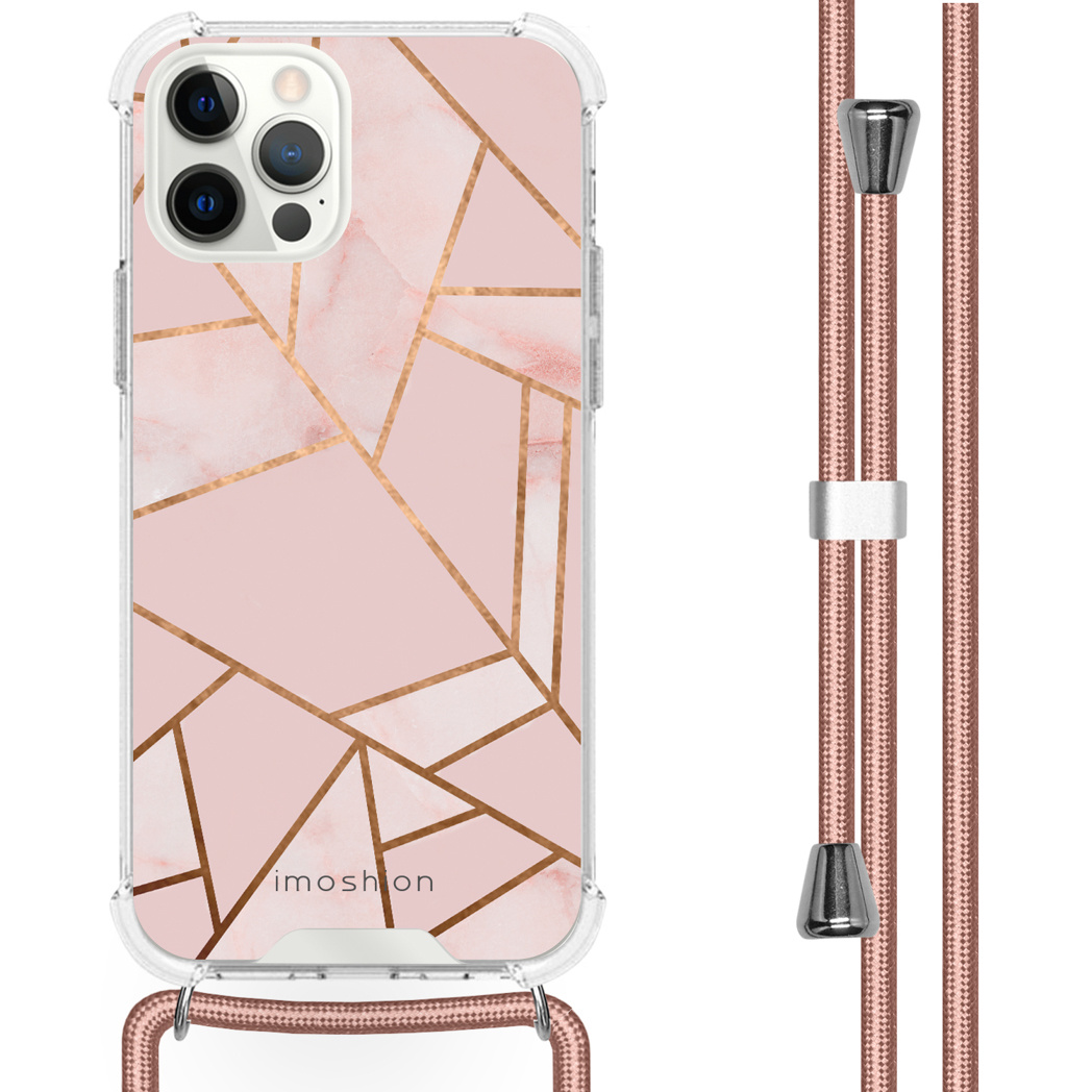 iPhone met roze geometrische hoes en koord. De hoes heeft een roze marmerontwerp met gouden lijnen.