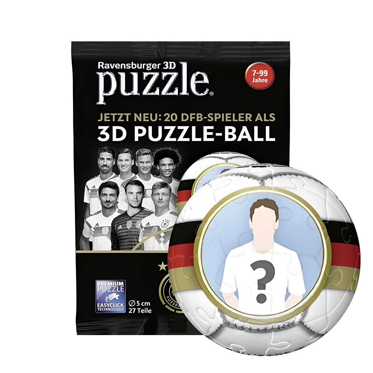 Puzzle a forma di pallone da calcio con giocatori di calcio. Un pezzo del puzzle è evidenziato. Sfondo bianco.