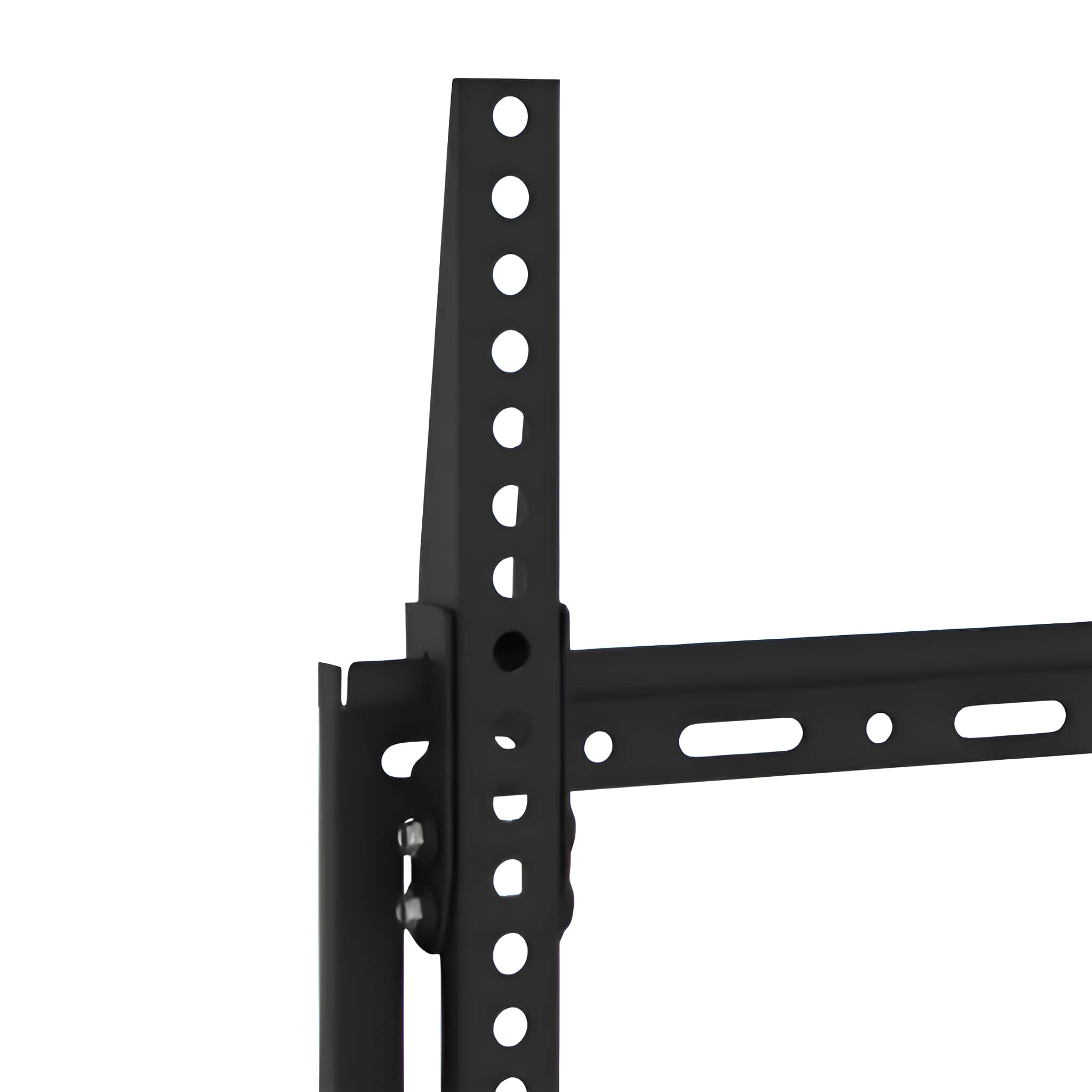 Nahaufnahme einer schwarzen TV-Halterung aus Metall mit mehreren Löchern zur Einstellung.