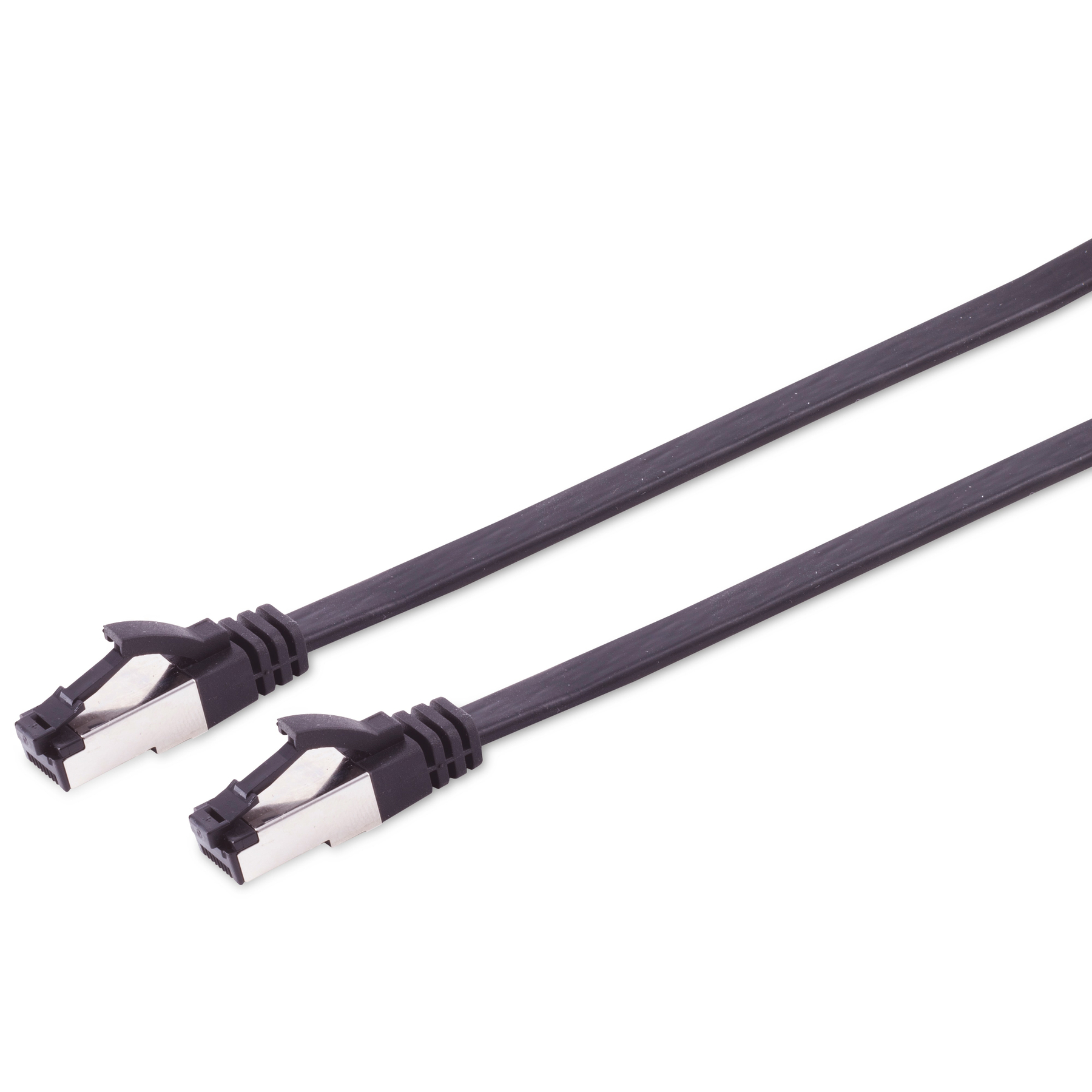 Zwei schwarze Netzwerkkabel mit Metallanschlüssen auf weißem Hintergrund.