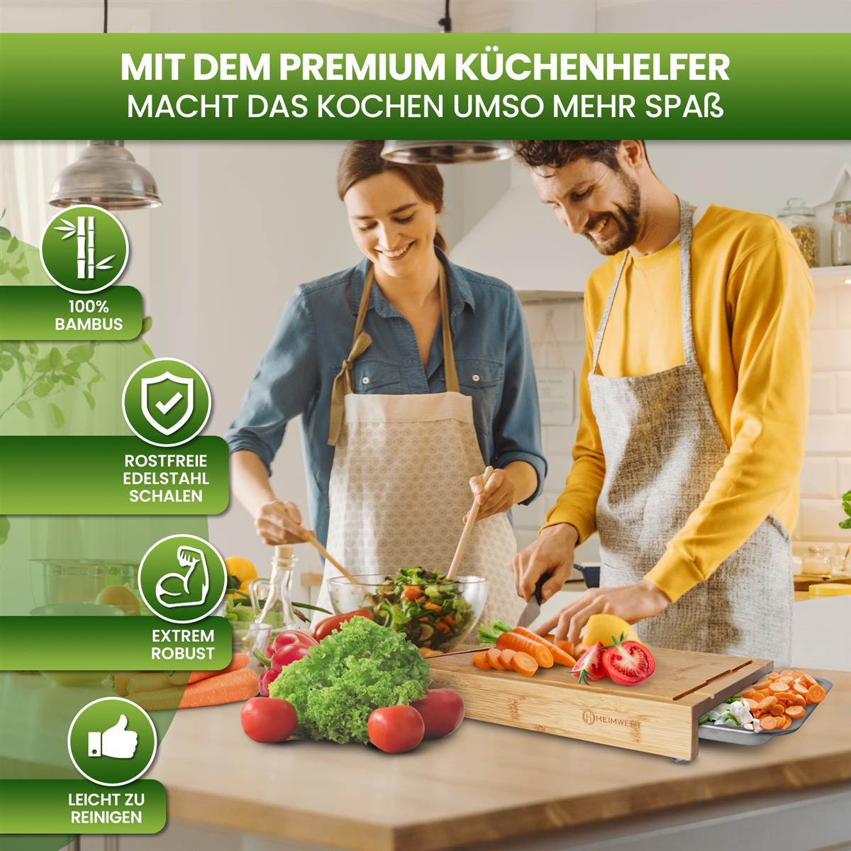Ein Paar kocht mit einem Bambus-Schneidebrett. Gemüse befindet sich auf dem Brett und in einer Schüssel.