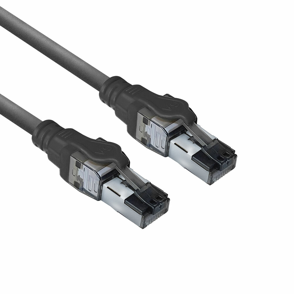 Twee grijze netwerkkabels. Zwarte connectoren aan elk uiteinde, tegen een witte achtergrond.