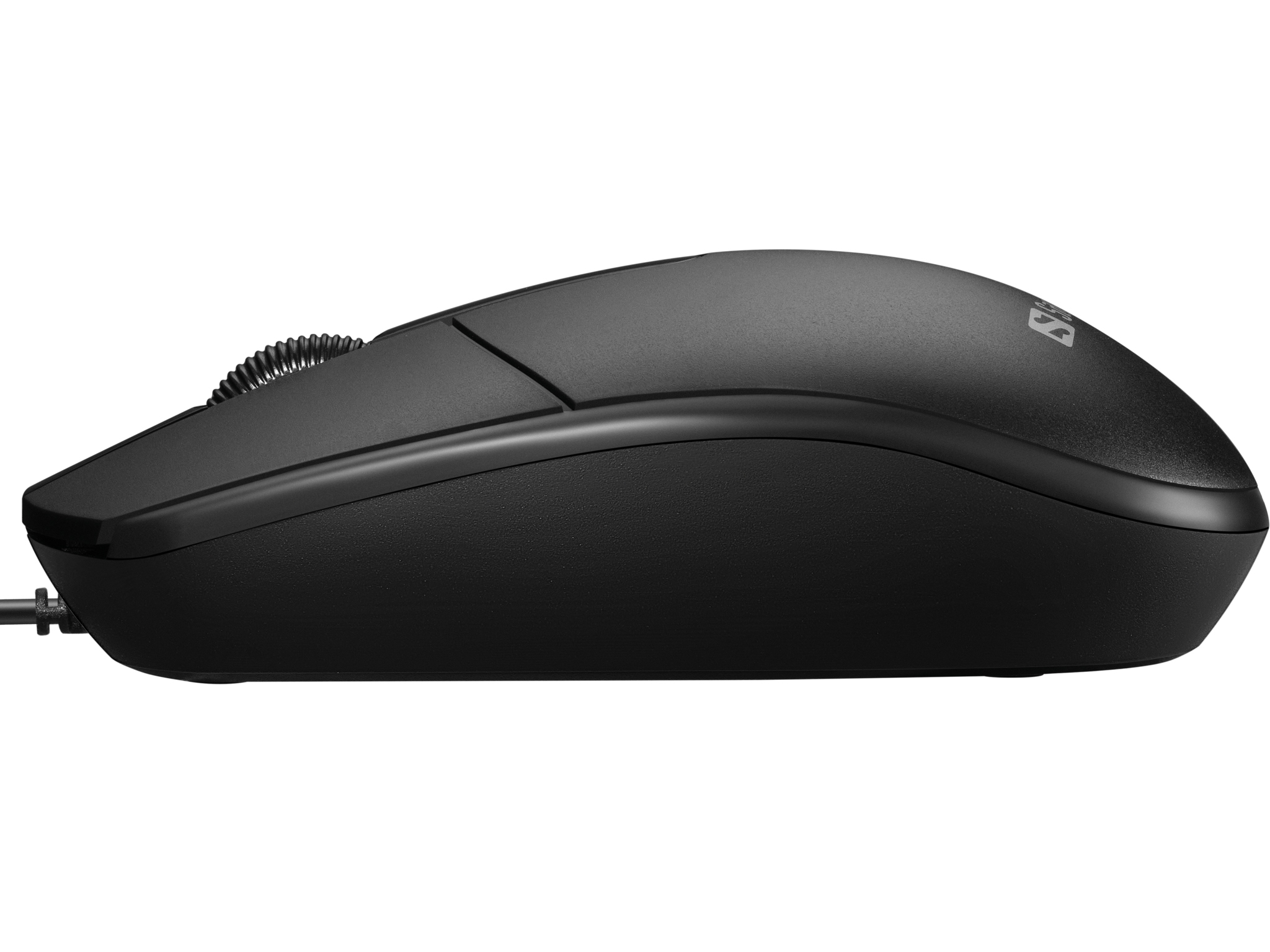 Schwarze Computermaus. Sie hat ein Scrollrad und ein Kabel. Der Hintergrund ist weiß.