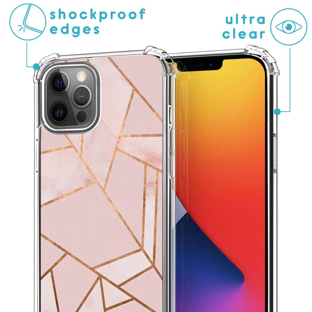 Een roze telefoonhoesje met een gouden geometrisch ontwerp, met 'schokbestendige randen' en 'ultra heldere' functies.