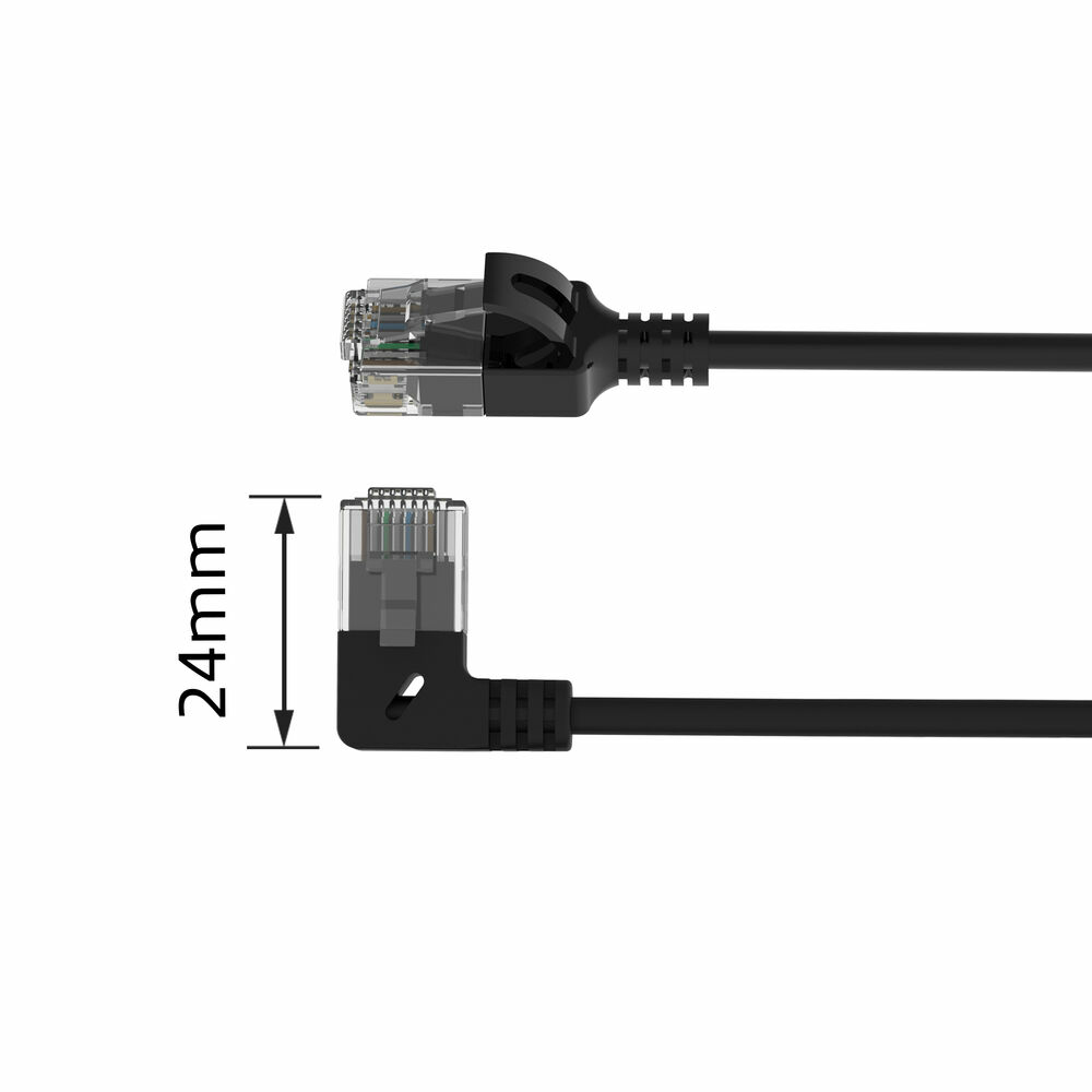 Cavo Ethernet nero con connettori, uno dritto e uno angolato, su sfondo bianco.