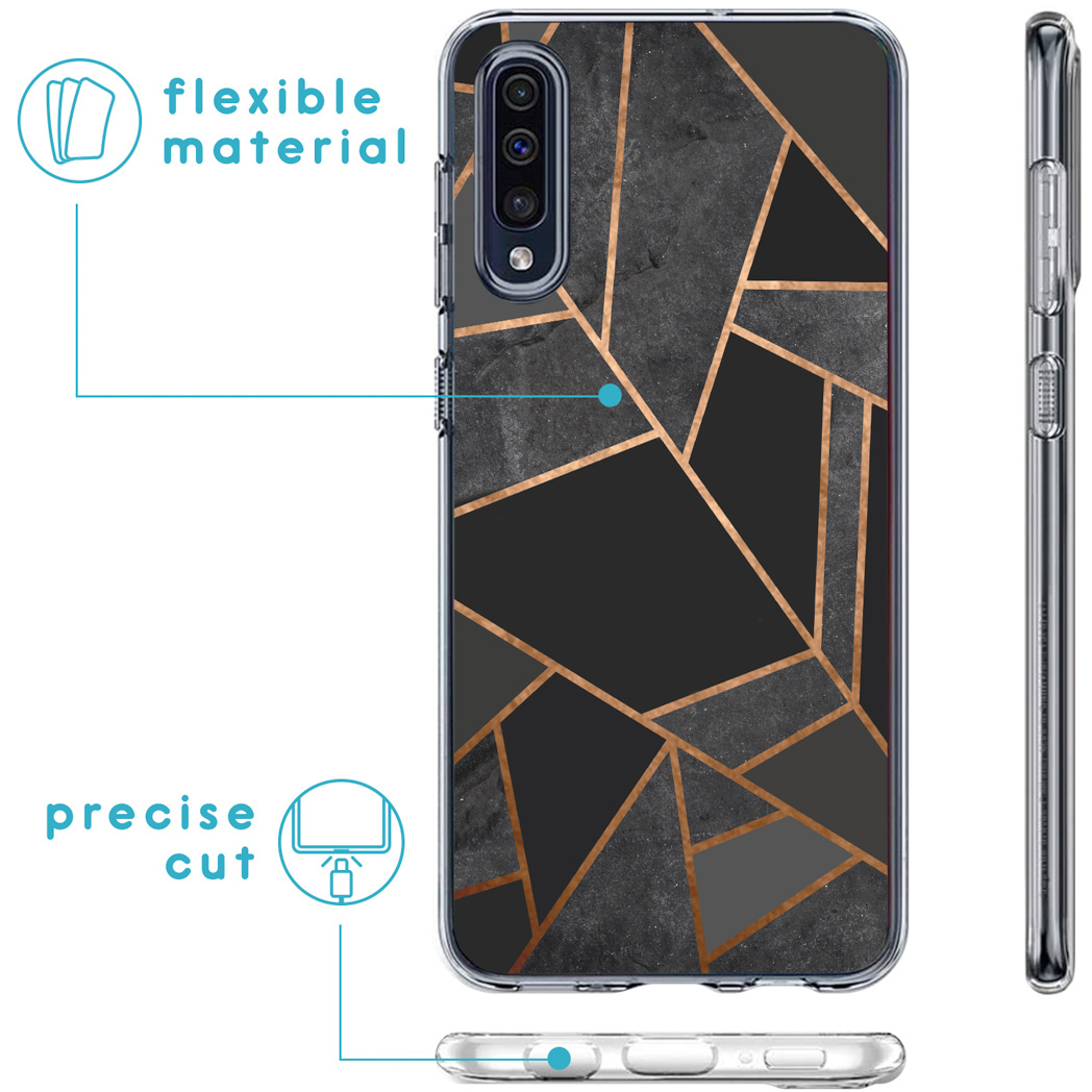 Coque avec motif géométrique. Matériau flexible et coupe précise.