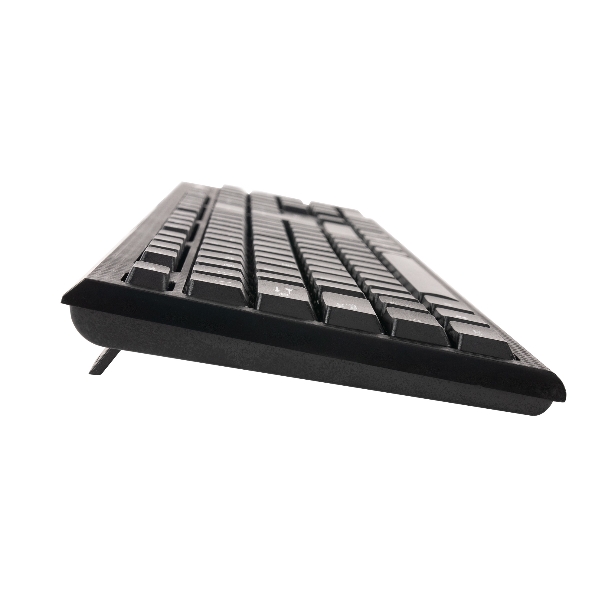 Vista lateral de un teclado negro con base en ángulo. Las teclas son visibles.
