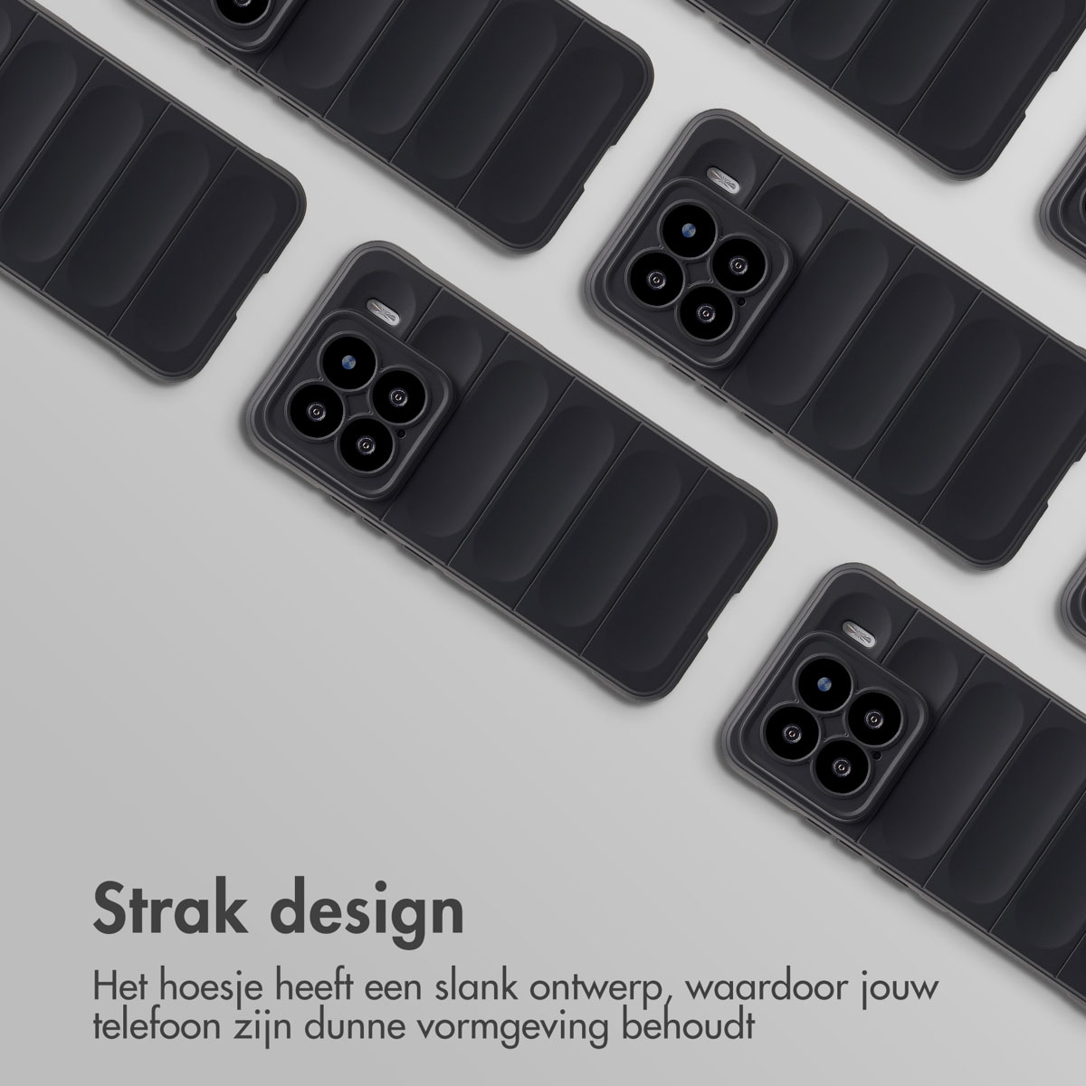 Plusieurs coques de téléphone noires avec un design texturé, disposées sur une surface blanche.
