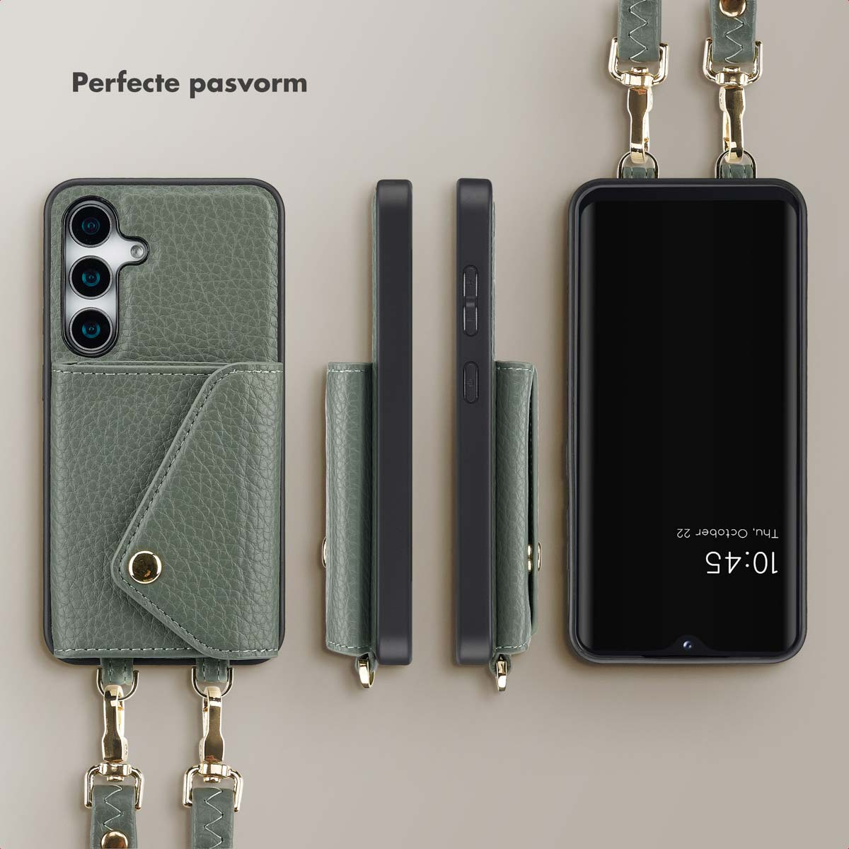 Groene telefoonhoes met portemonnee en riem. Telefoons en hoes rechts en links. Neutrale achtergrond.