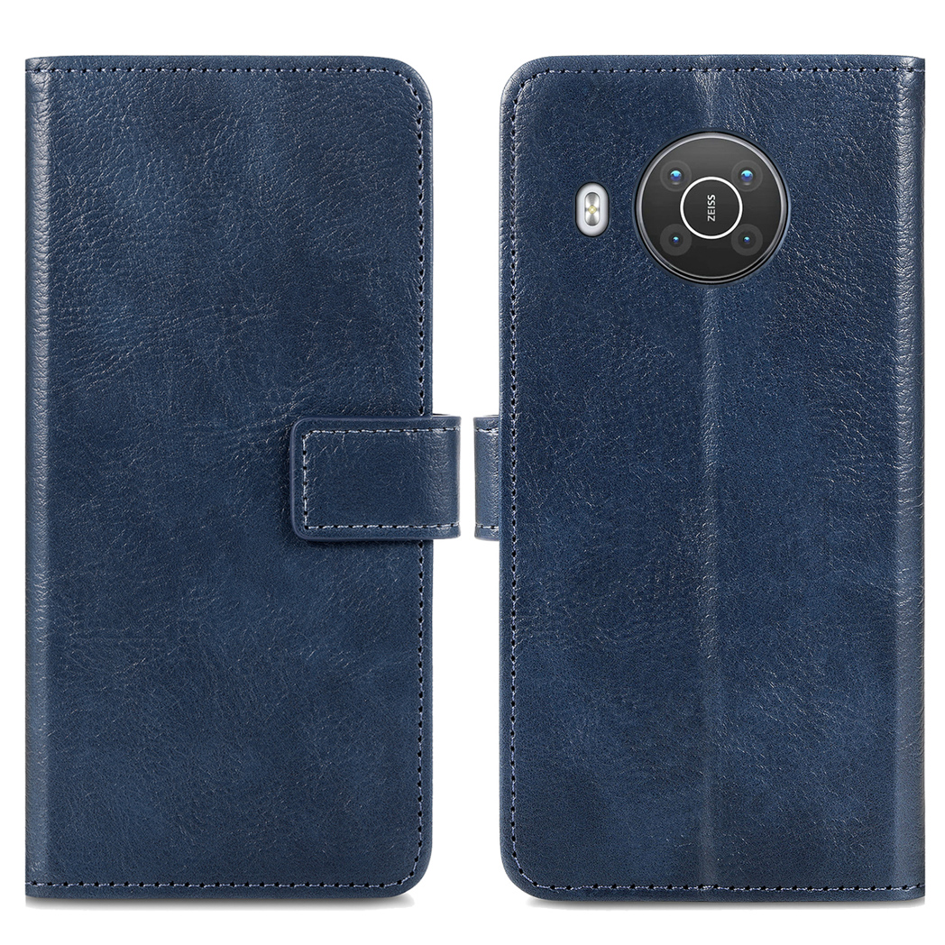 Étui de téléphone en cuir bleu, ouvert, avec fermoir. Caméra du téléphone visible à droite.